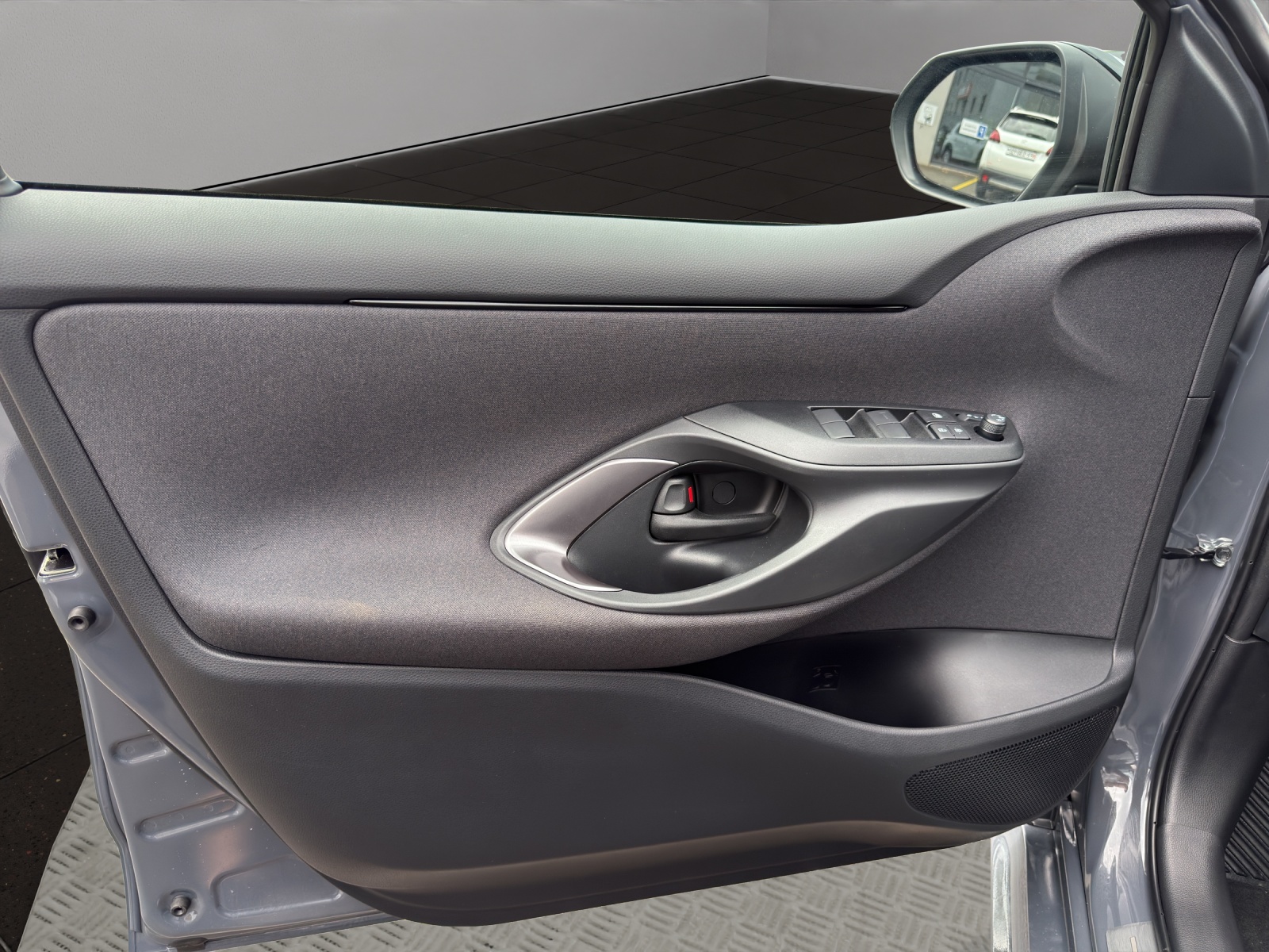 TOYOTA Yaris 1.5 GR Sport e-CVT (10 STÜCK)-image-11