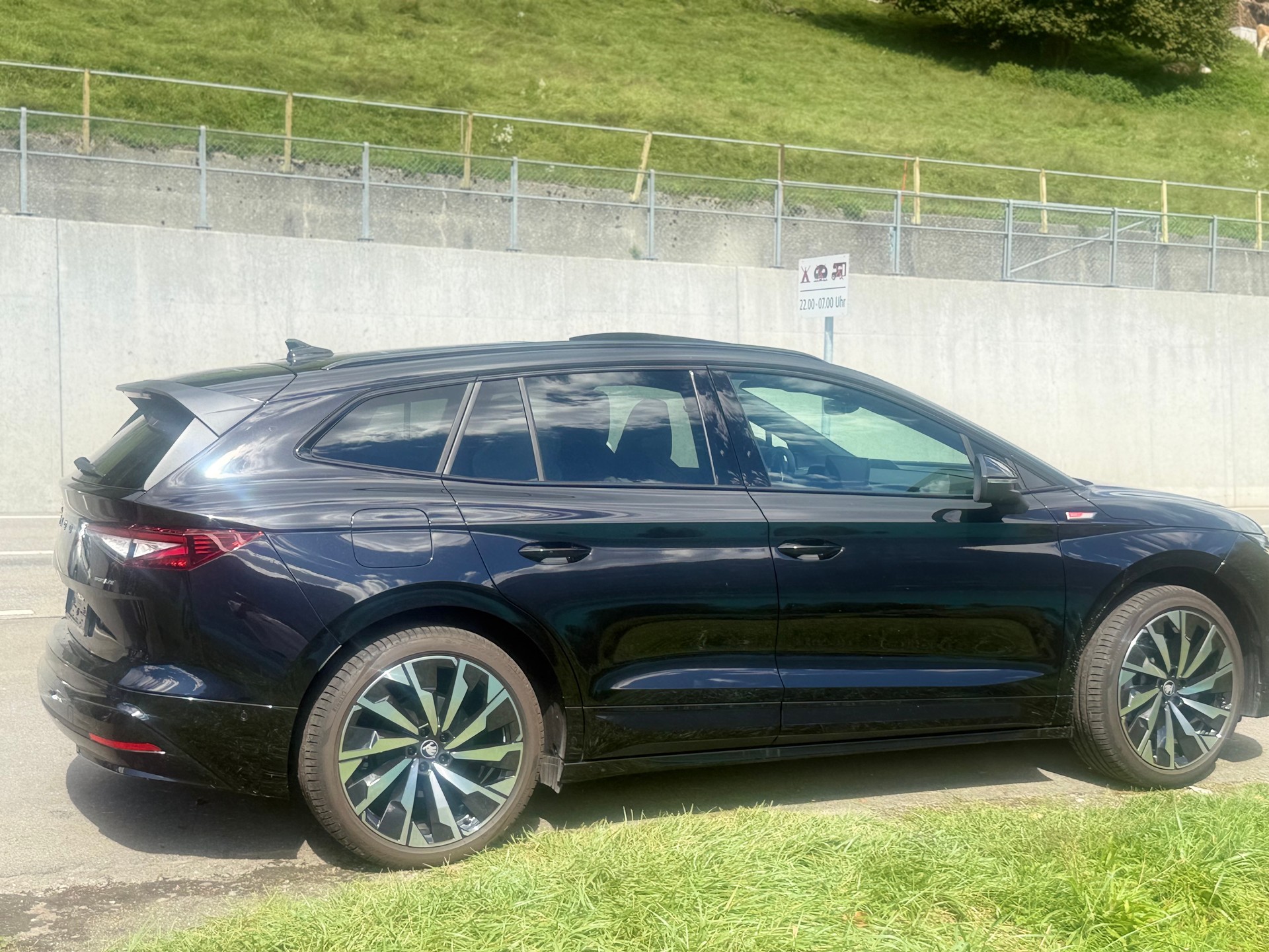 SKODA Enyaq 85x Sportline 4x4-image-5