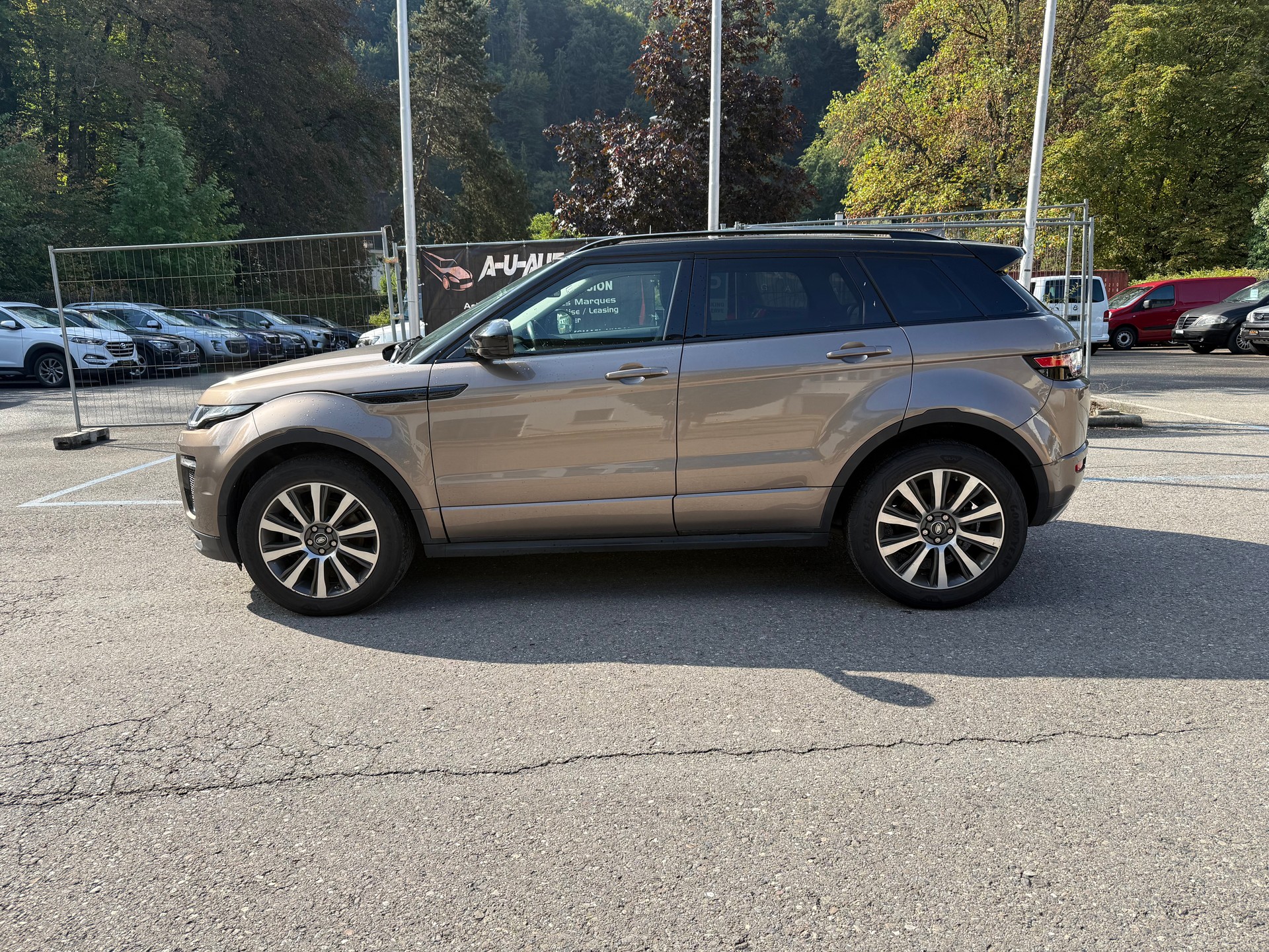 LAND ROVER Range Rover Evoque 2.0 Si4 HSE Dynamic AT9-showroom-element-2