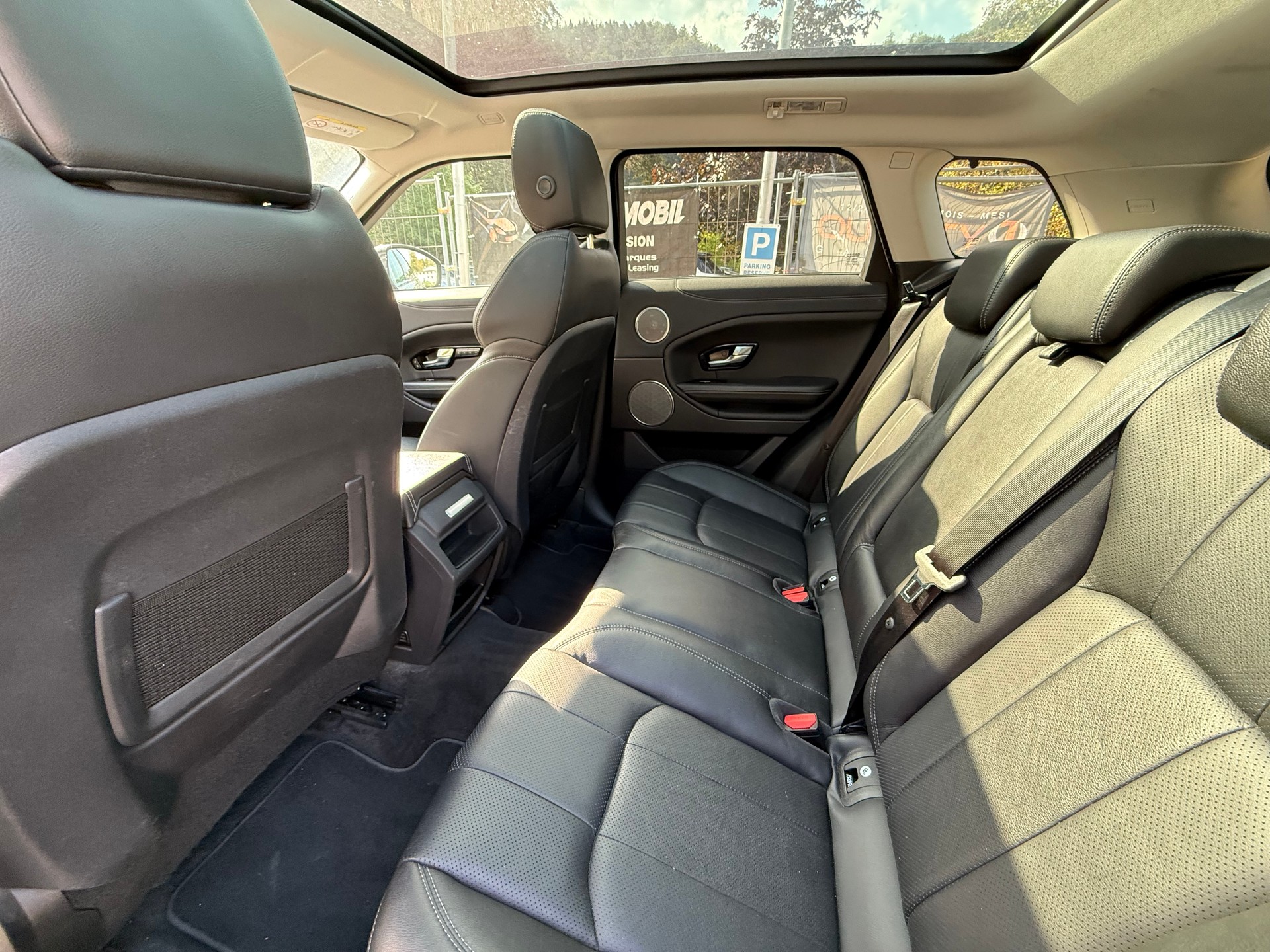LAND ROVER Range Rover Evoque 2.0 Si4 HSE Dynamic AT9-image-9