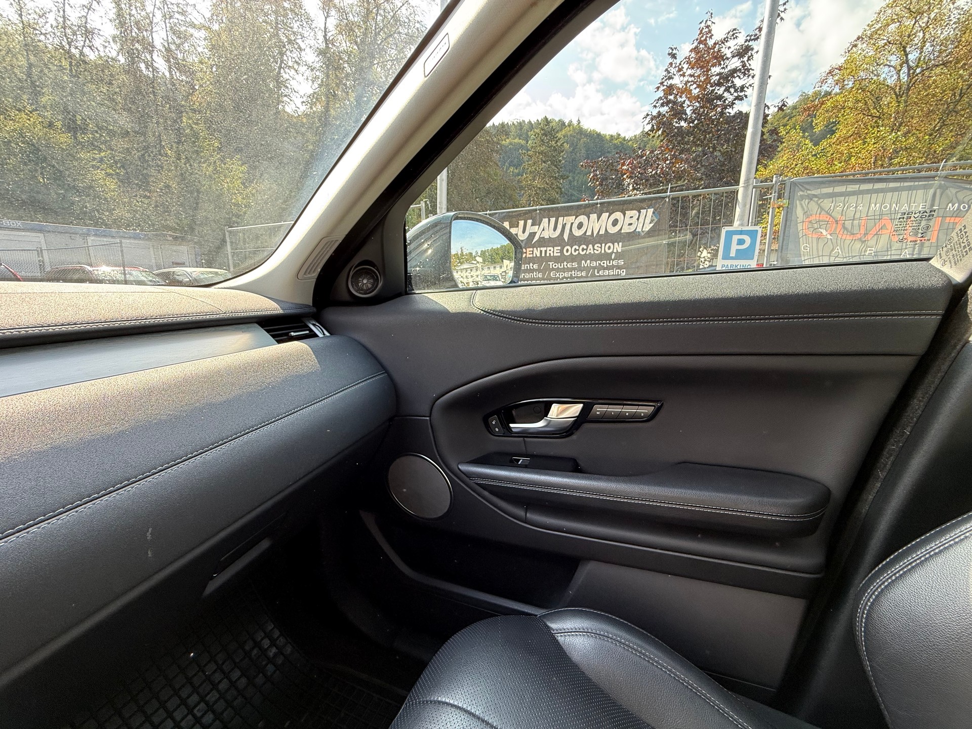 LAND ROVER Range Rover Evoque 2.0 Si4 HSE Dynamic AT9-image-25