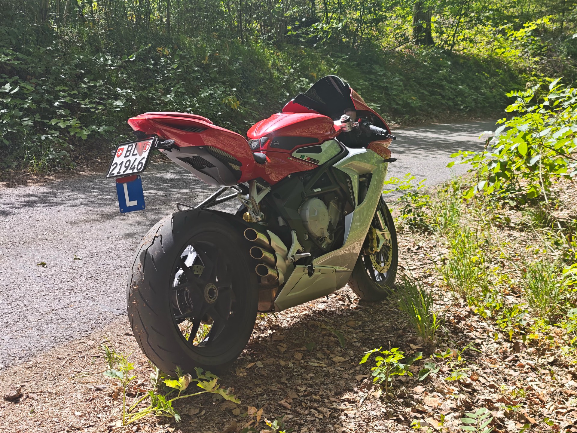 MV AGUSTA 675-image-3