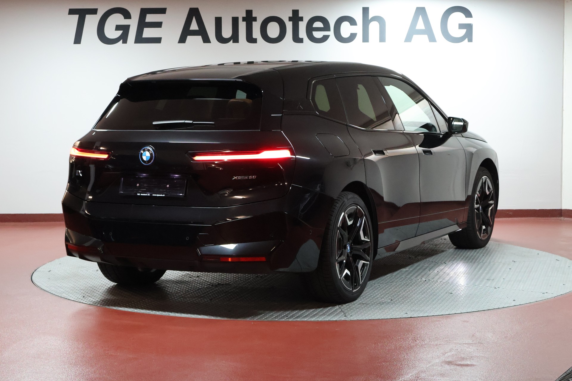 BMW iX xDrive50-image-20
