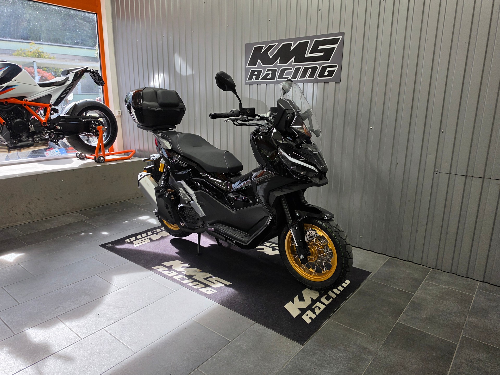 SWM Venturo 125-image-1