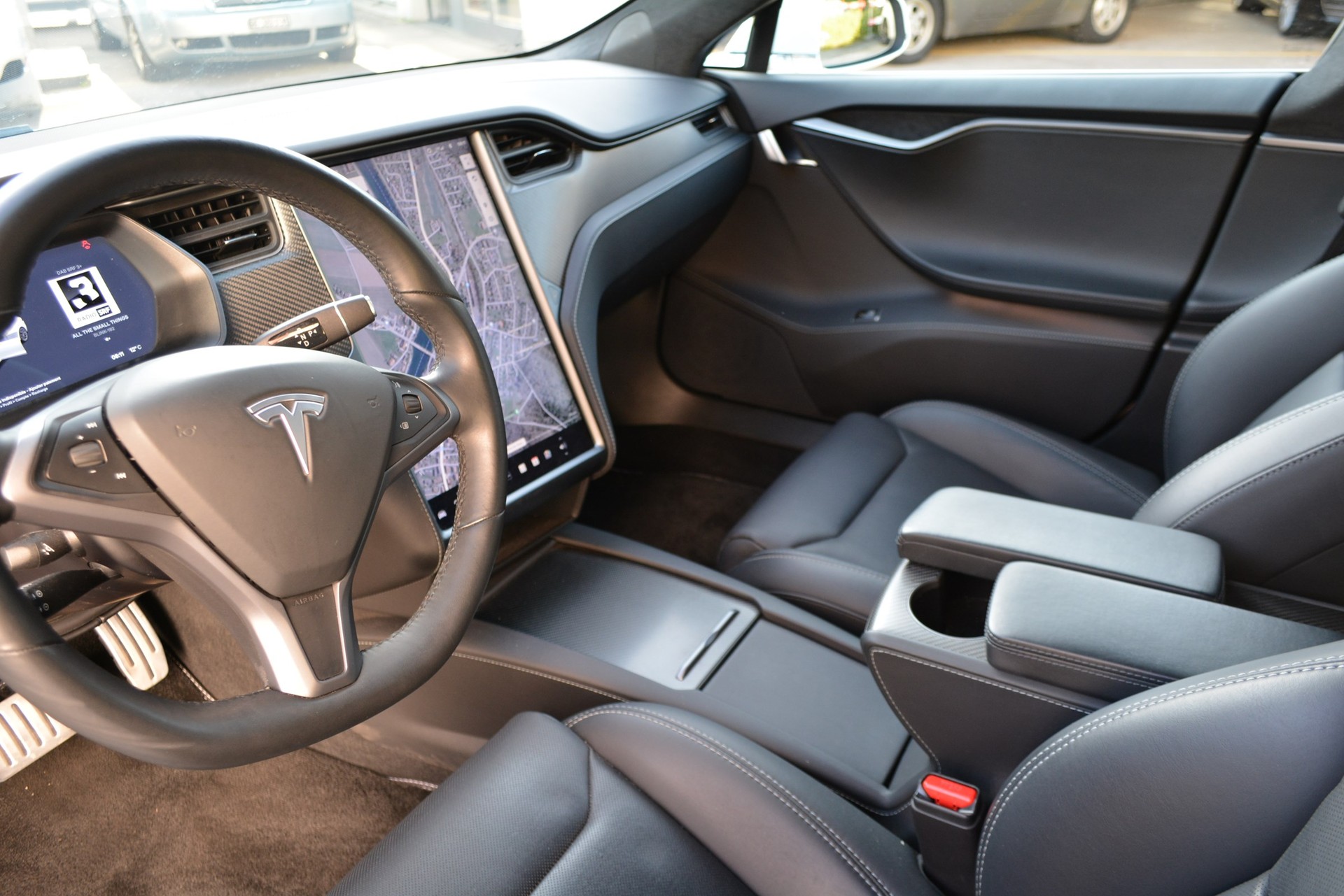 TESLA Model S 100 D Performance-image-5