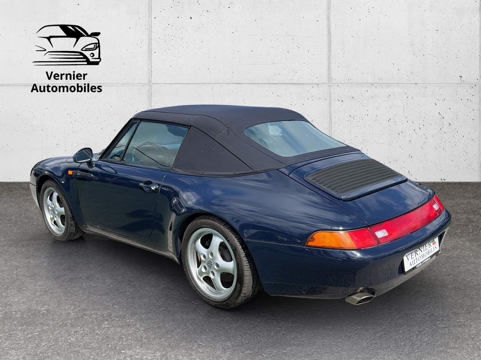 PORSCHE Carrera 4 Cabriolet-image-3