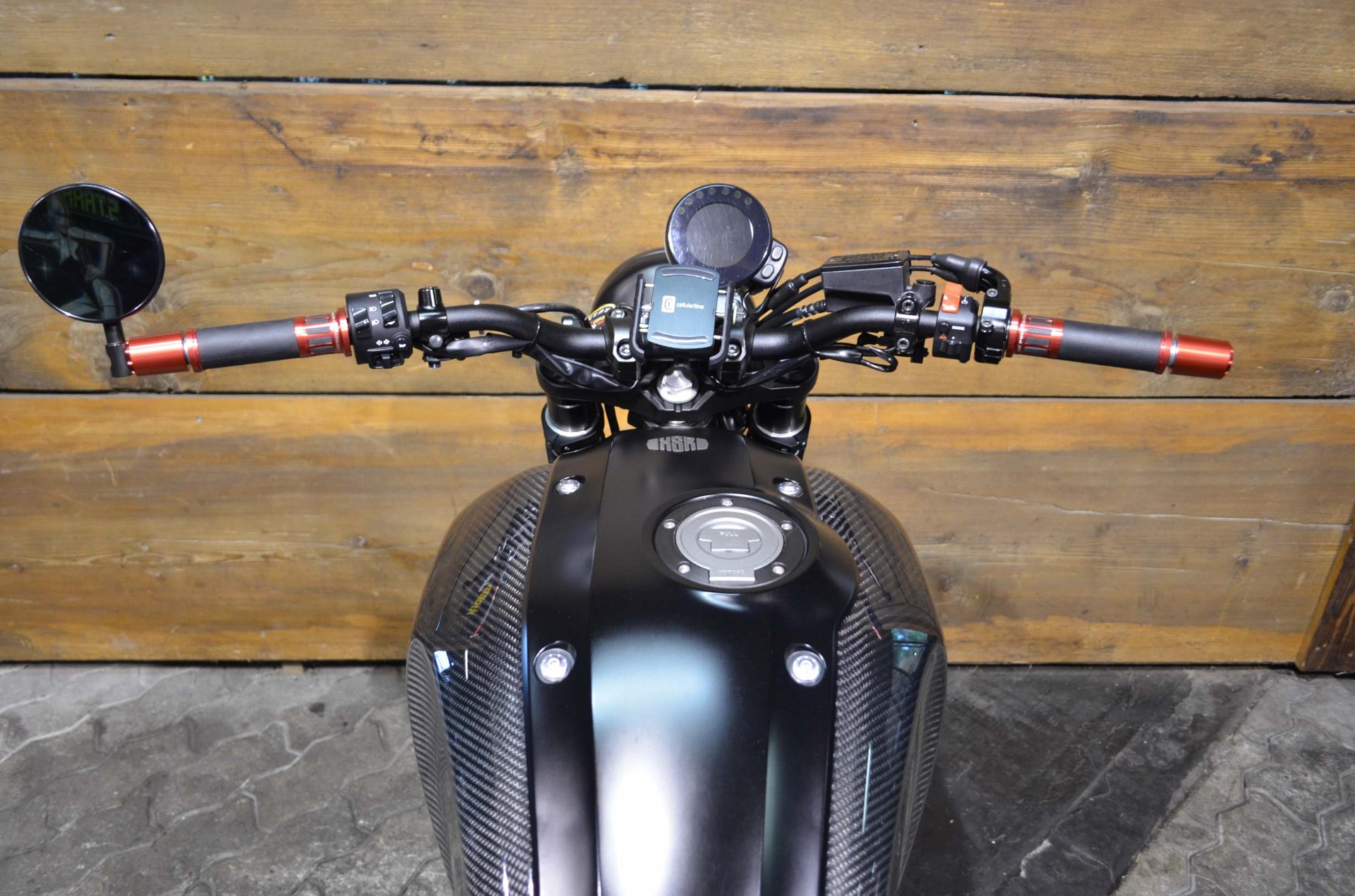 YAMAHA XSR 900 ABS-image-2