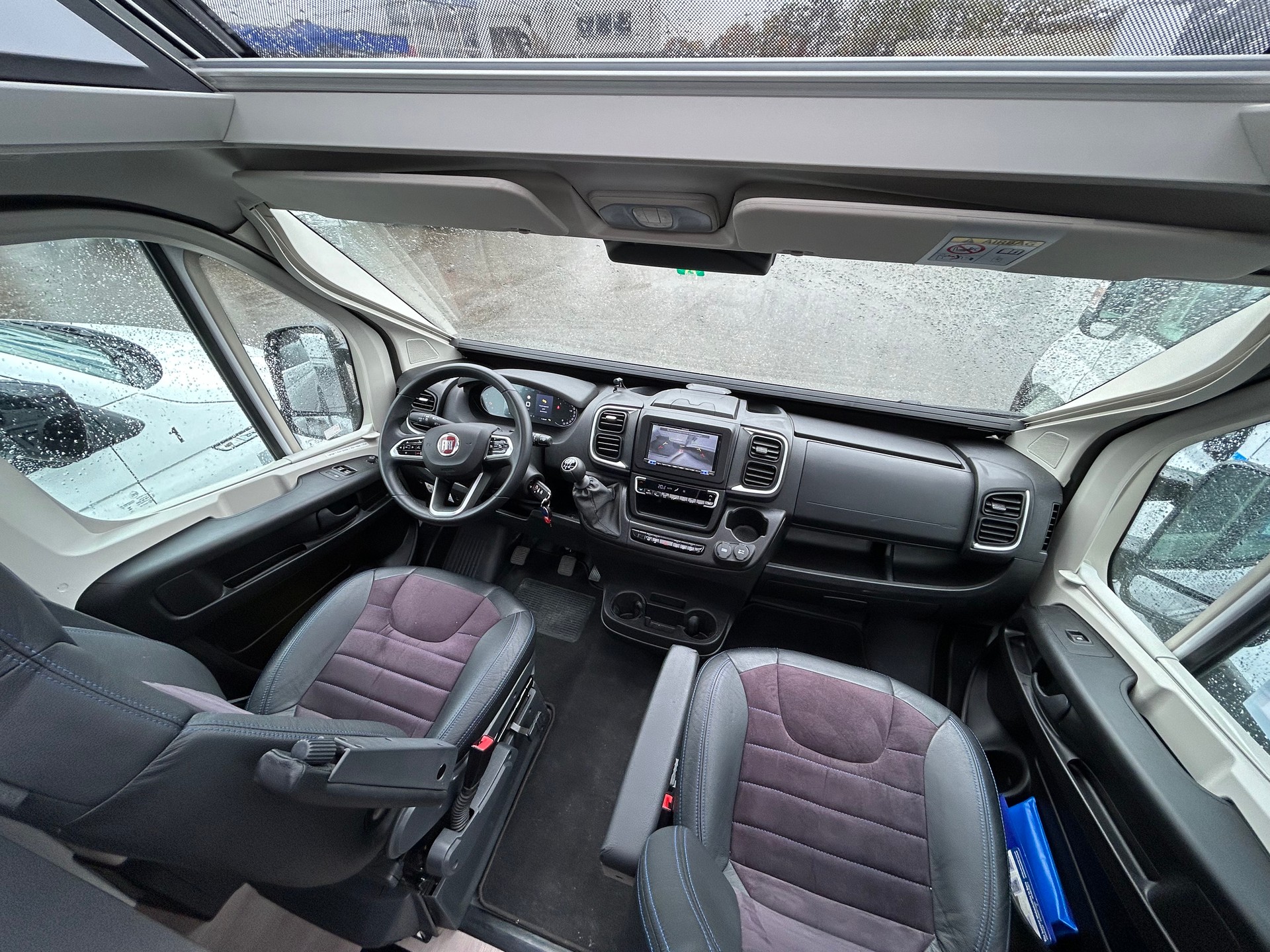 ADRIA Twin Supreme 640 SPB Family-showroom-element-3