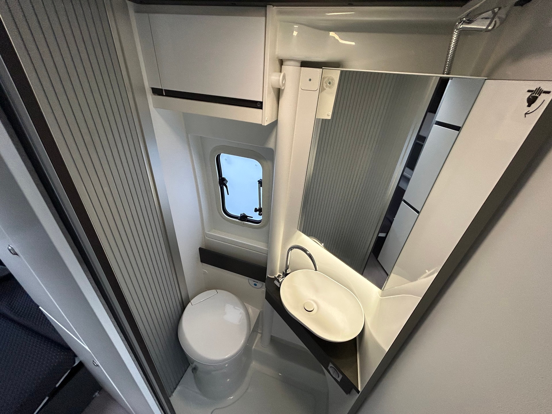 ADRIA Twin Supreme 640 SPB Family-image-10
