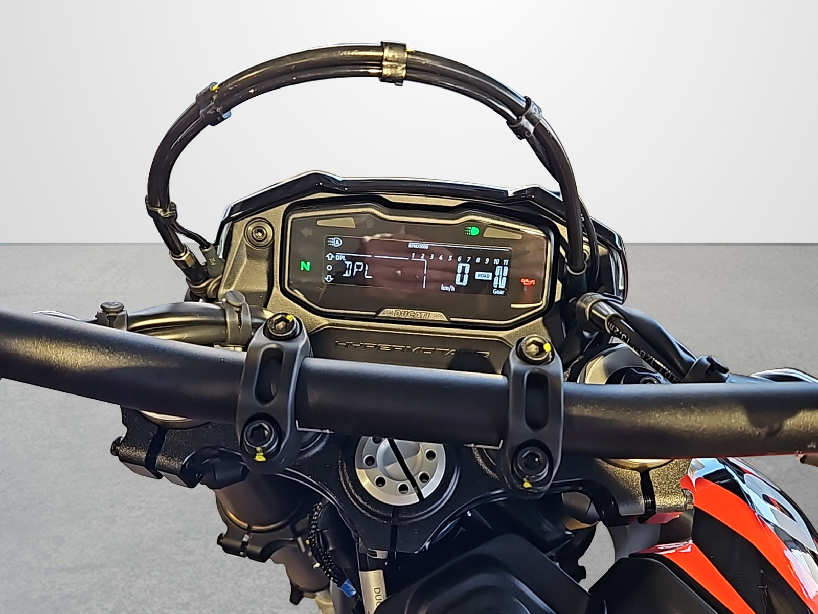DUCATI Hypermotard 698 Mono RVE-image-11