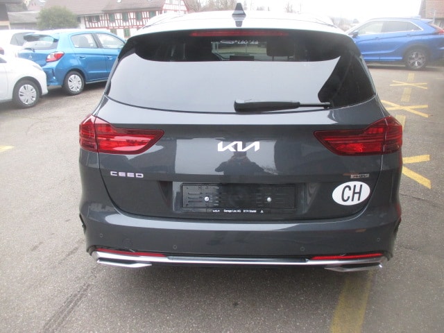 KIA Ceed Sportswagon 1.6 GDi Plug-in Hybrid Style DCT-image-4