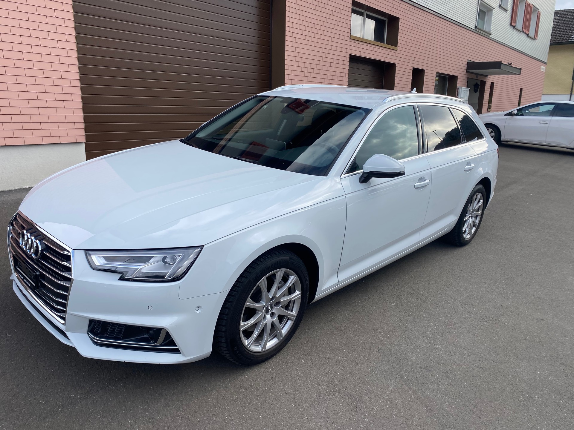 AUDI A4 Avant 40 TDI quattro S-tronic