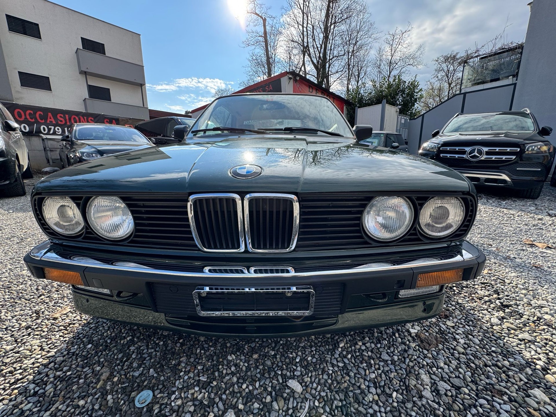 BMW 325i Cabrio-image-14