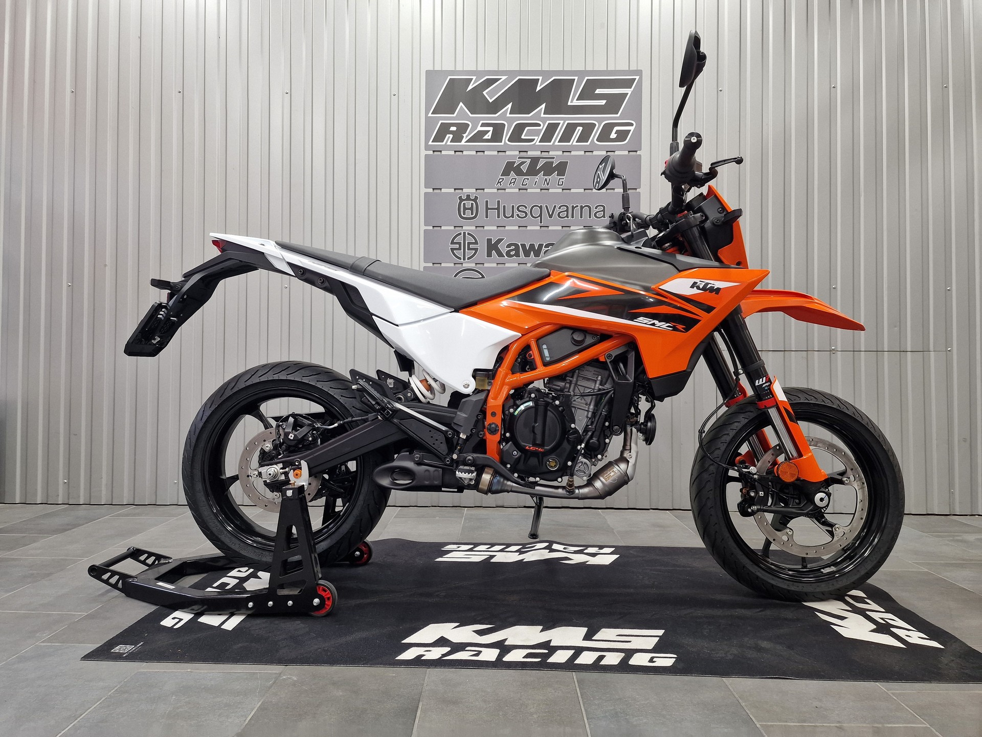 KTM 125 SMC R-image-1