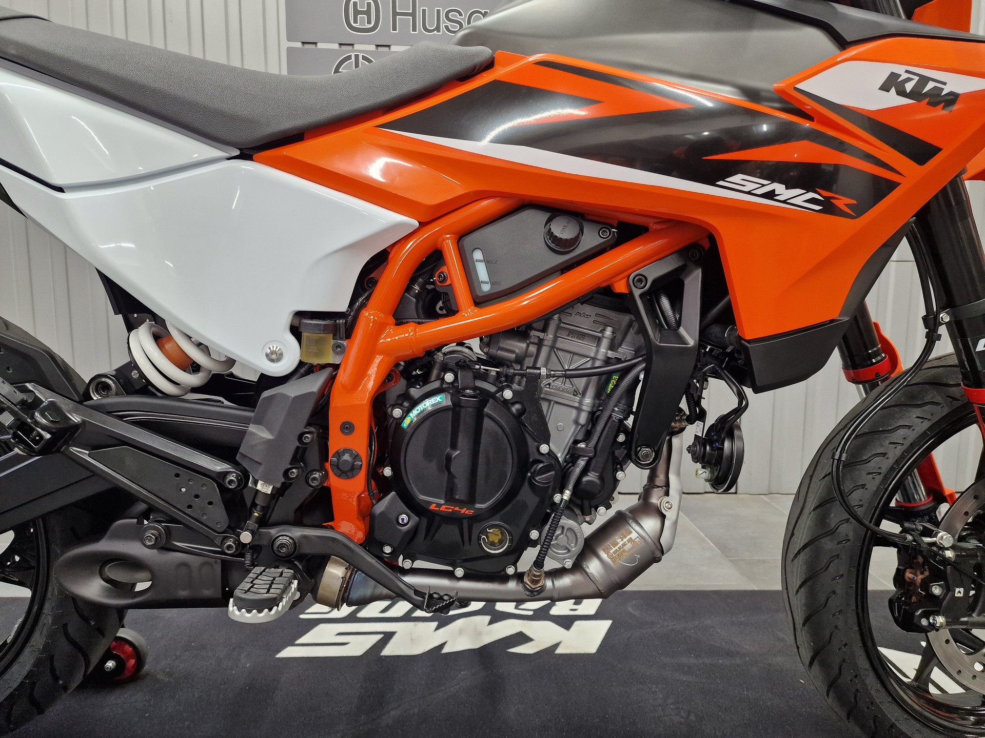 KTM 125 SMC R-image-2