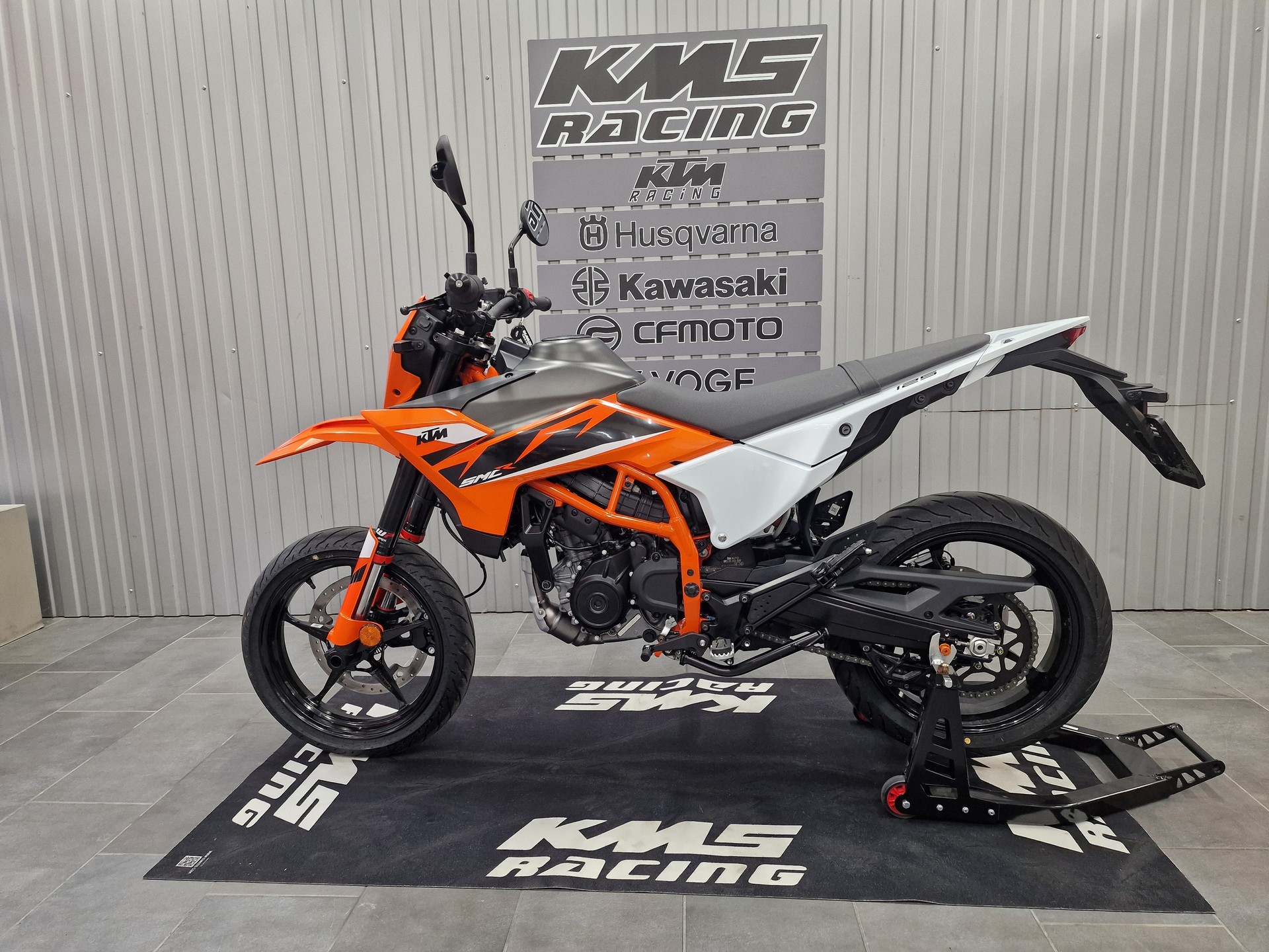KTM 125 SMC R-image-9