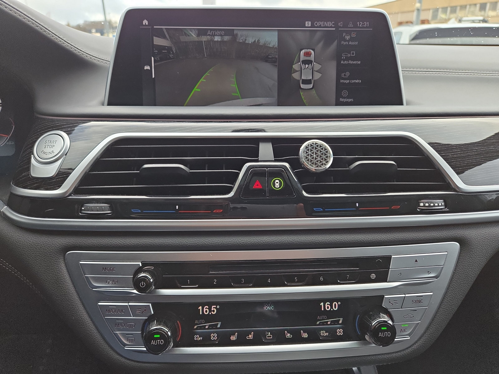 BMW 730d xDrive 48V M Sport Steptronic-image-15