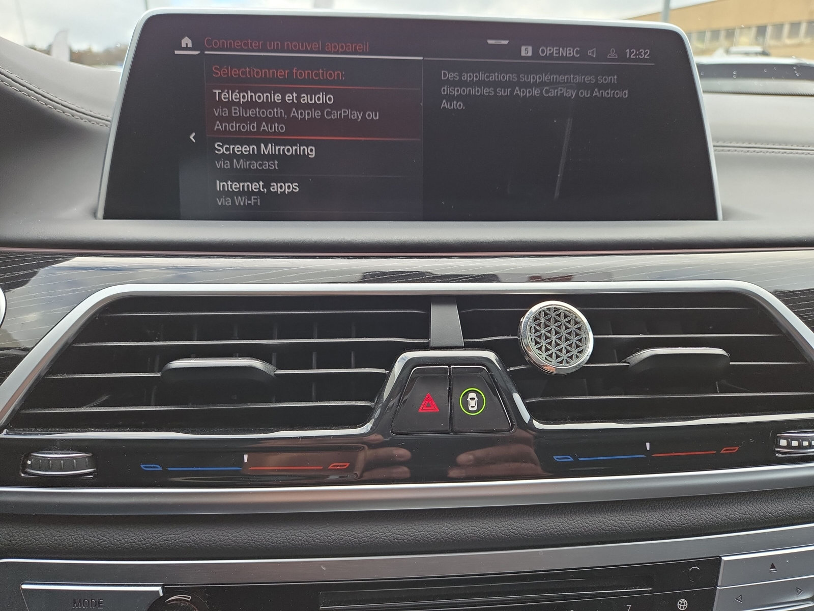 BMW 730d xDrive 48V M Sport Steptronic-image-12