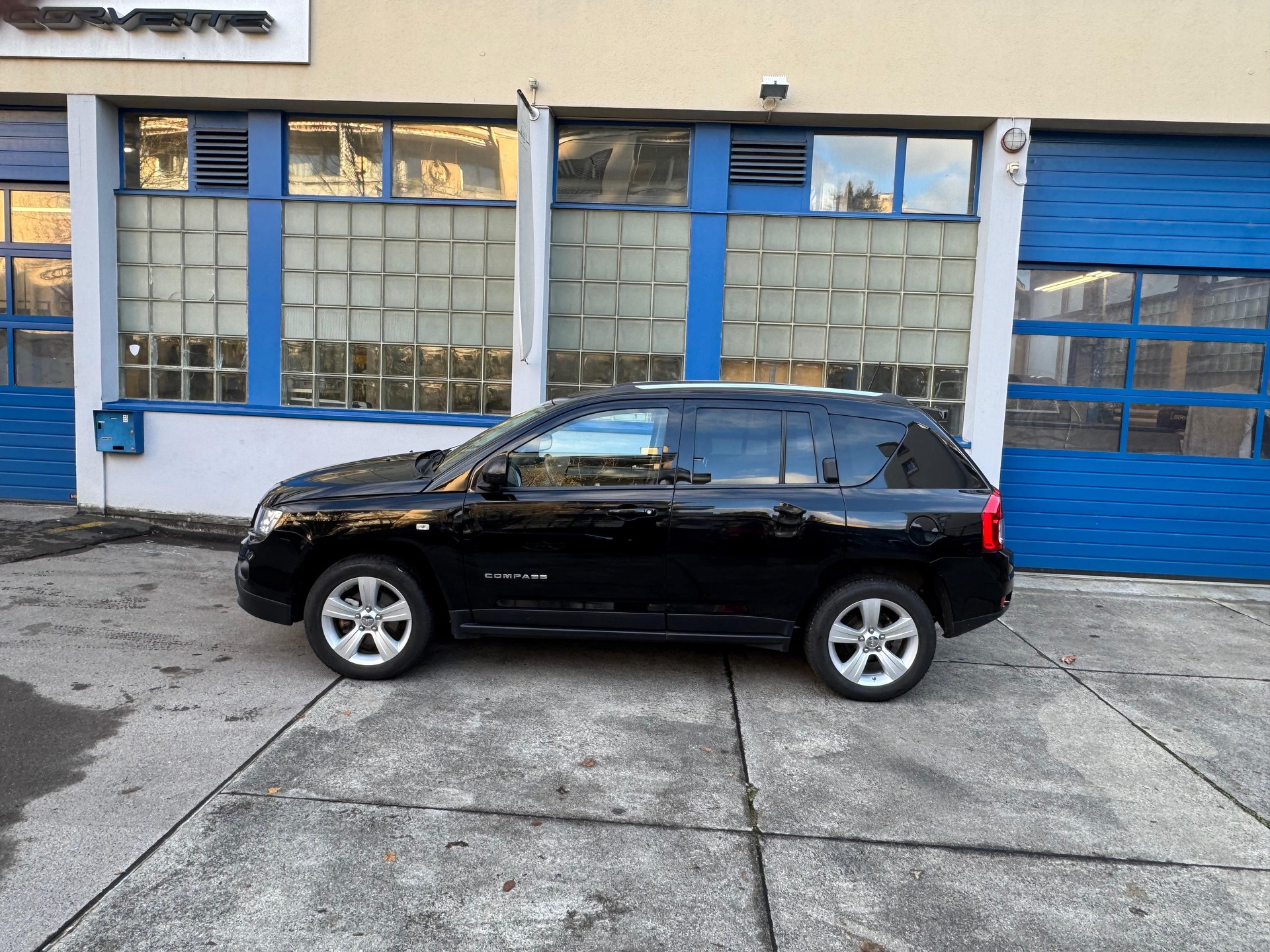 JEEP Compass 2.4 Limited CVT-image-2