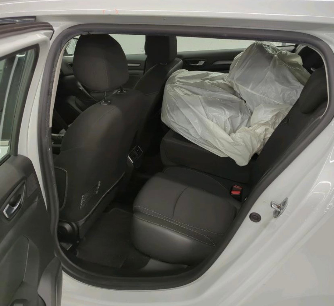RENAULT Mégane Grandtour 1.5 dCi Intens EDC-showroom-element-1
