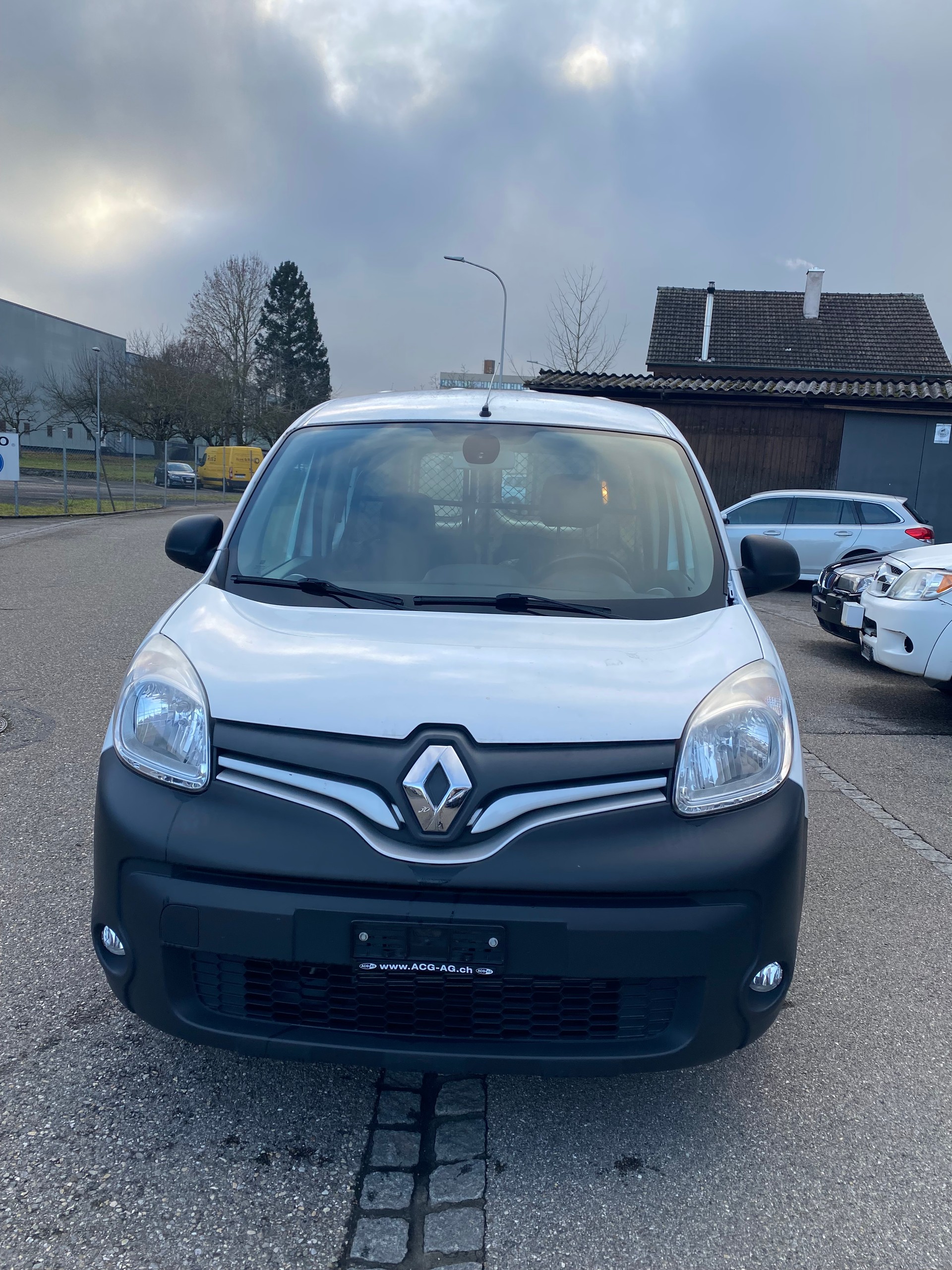 RENAULT Kangoo Maxi dCi 90 ENERGY Access 2 Pl./2 pl.-image-1