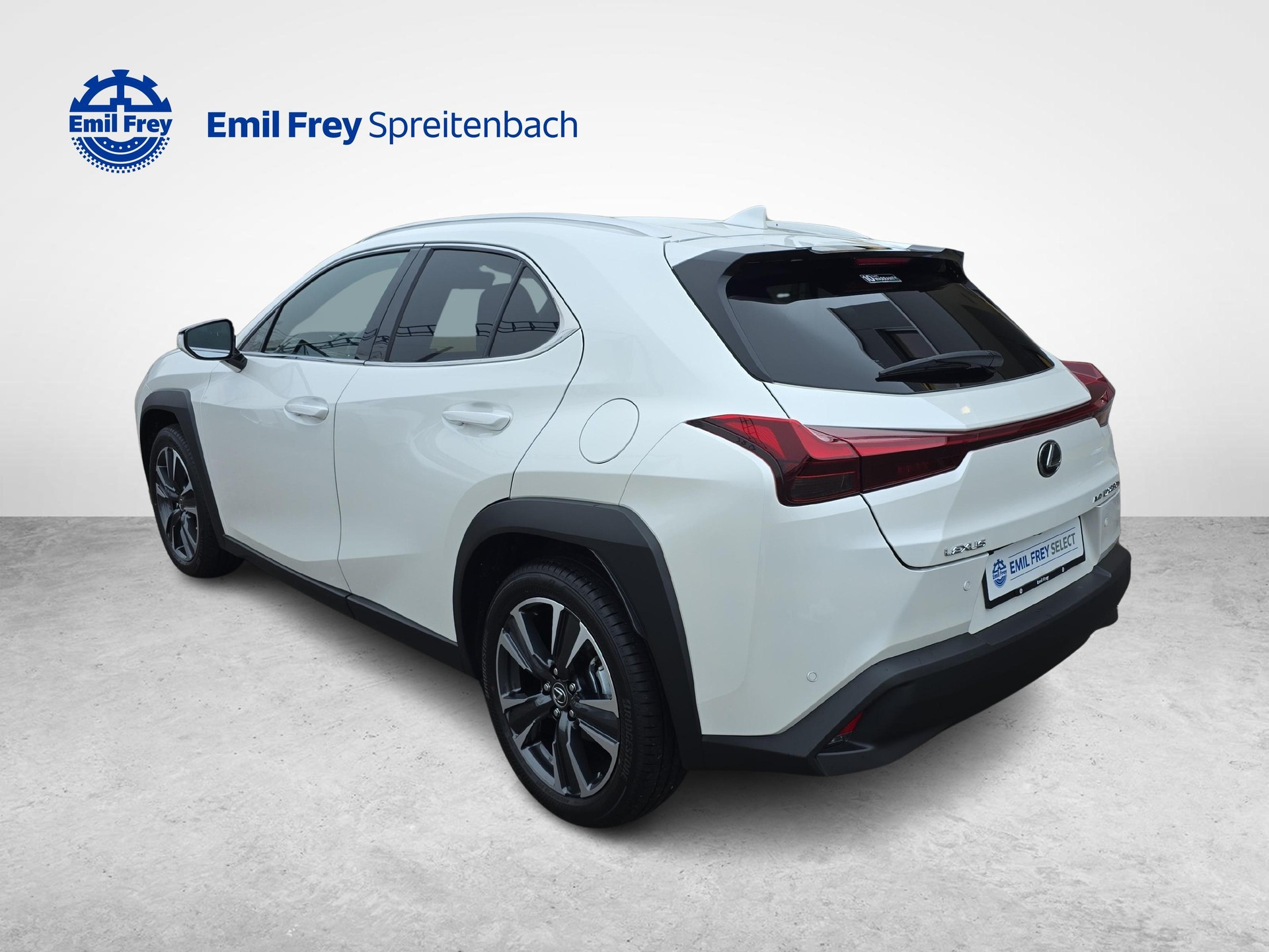 LEXUS UX 250h Comfort-showroom-element-2