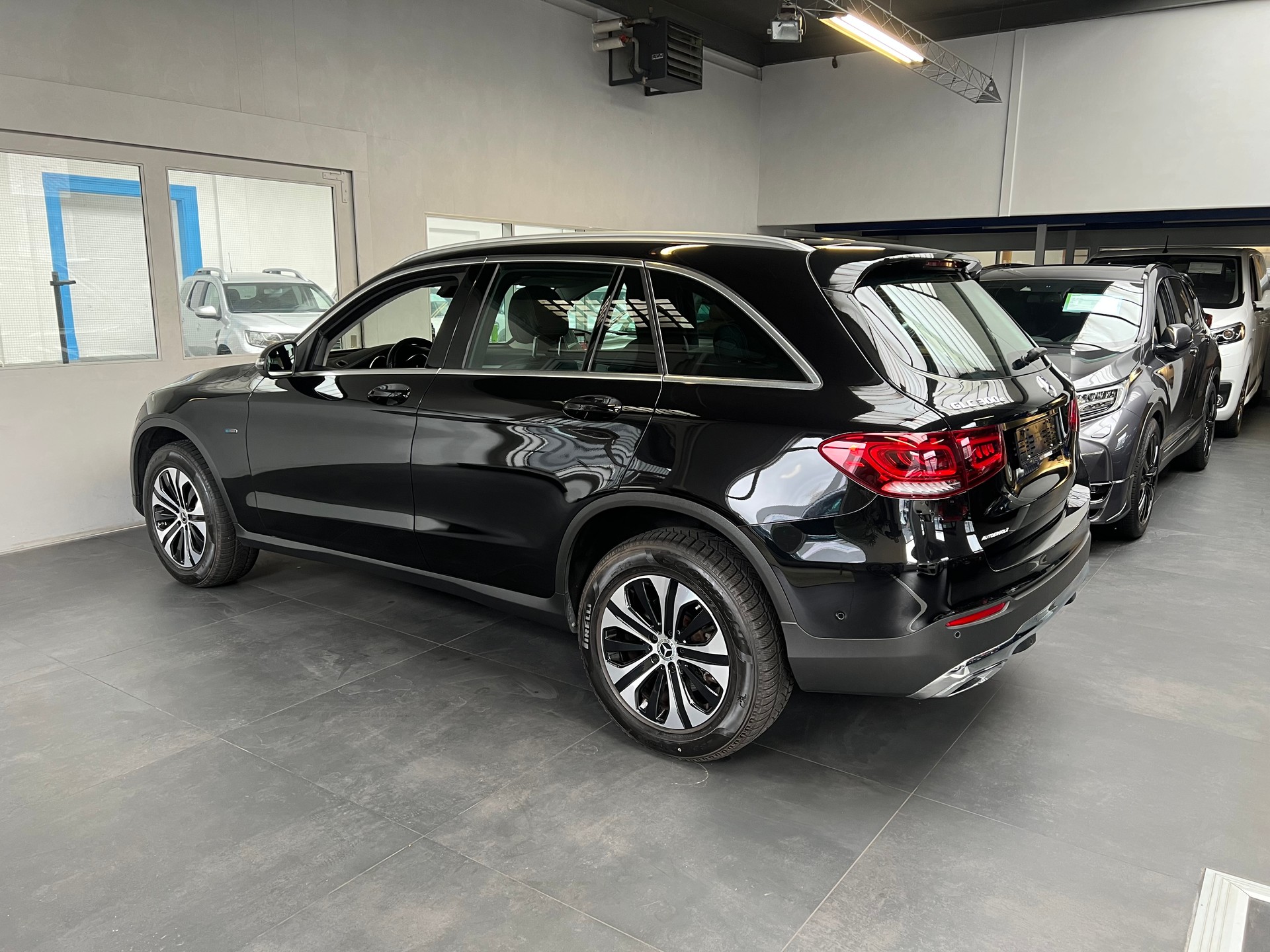 MERCEDES-BENZ GLC 300 e Off-Road 4Matic 9G-Tronic-image-1