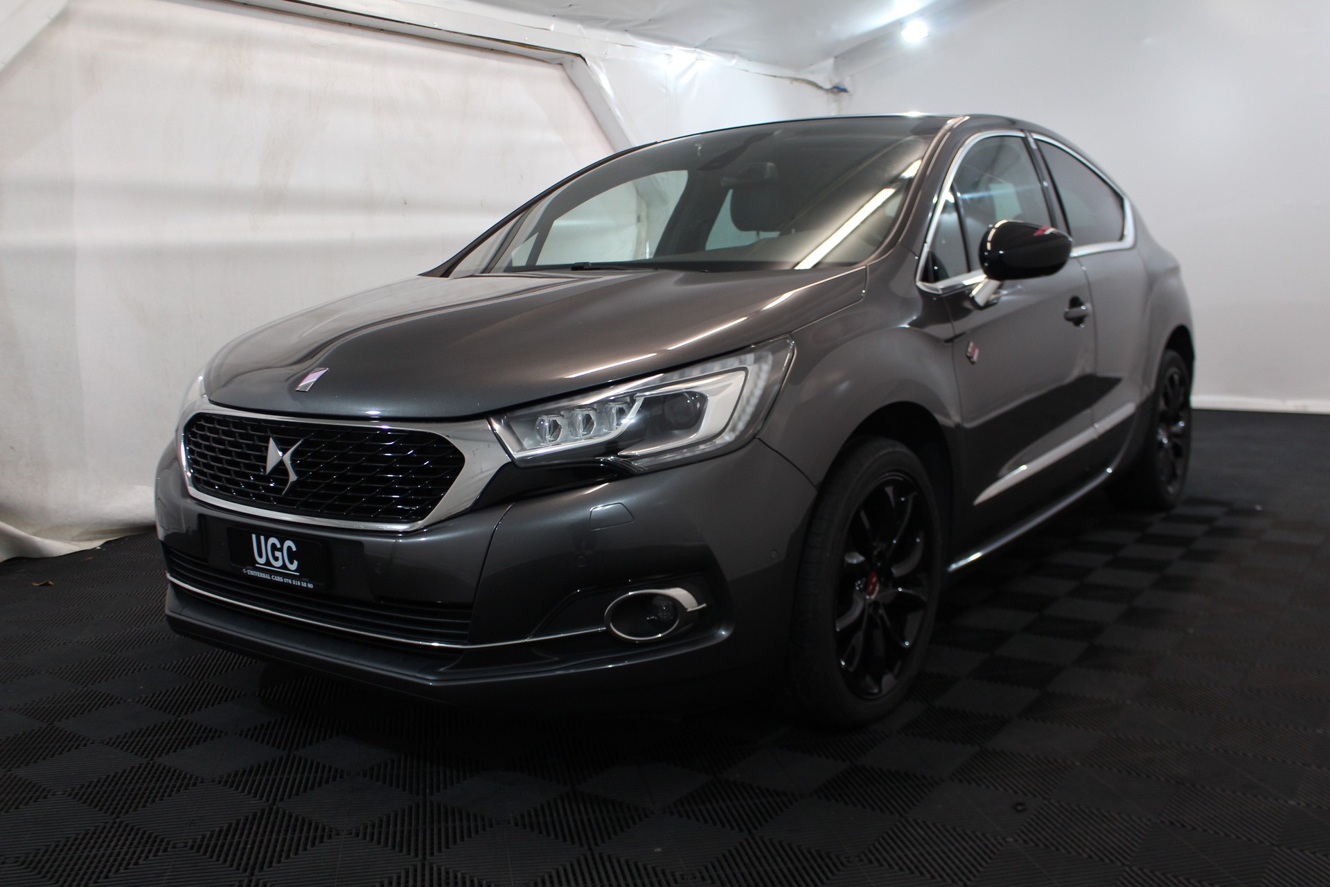 DS AUTOMOBILES DS4 2.0 BlueHDi 180 Performance L.-showroom-element-2