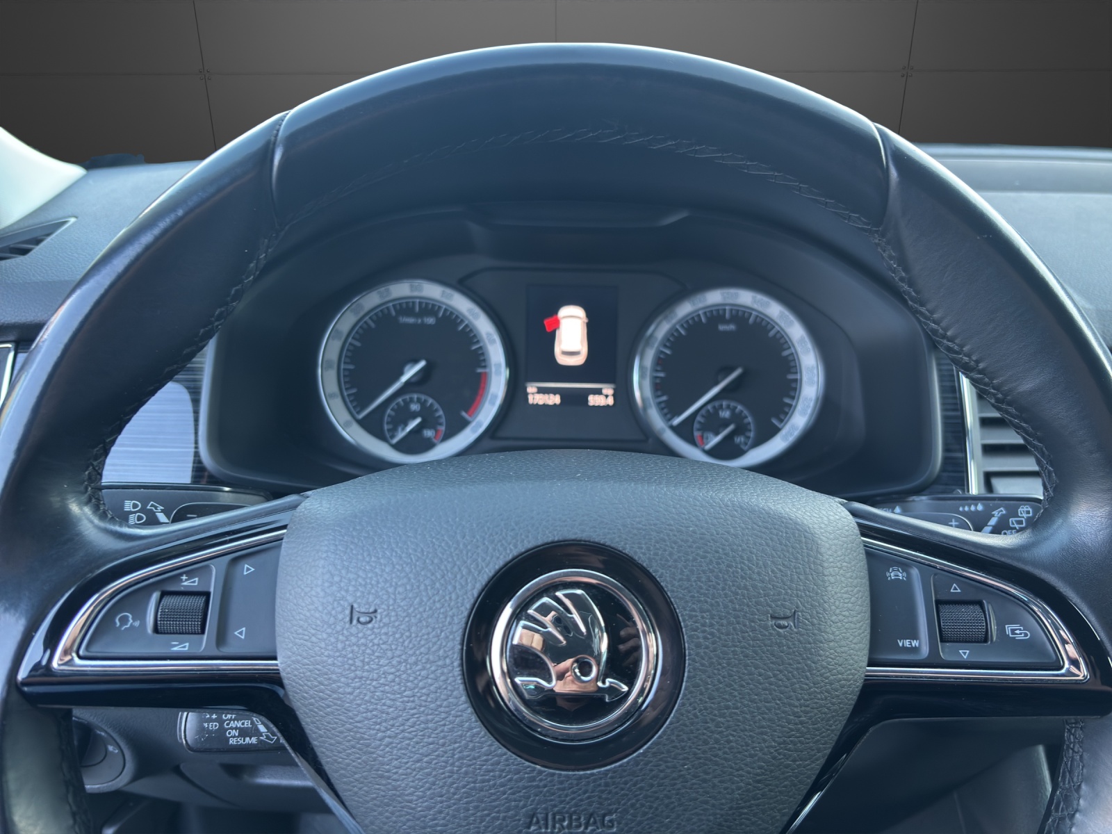 SKODA Kodiaq 2.0 TDI CR Style 4x4 DSG-image-5
