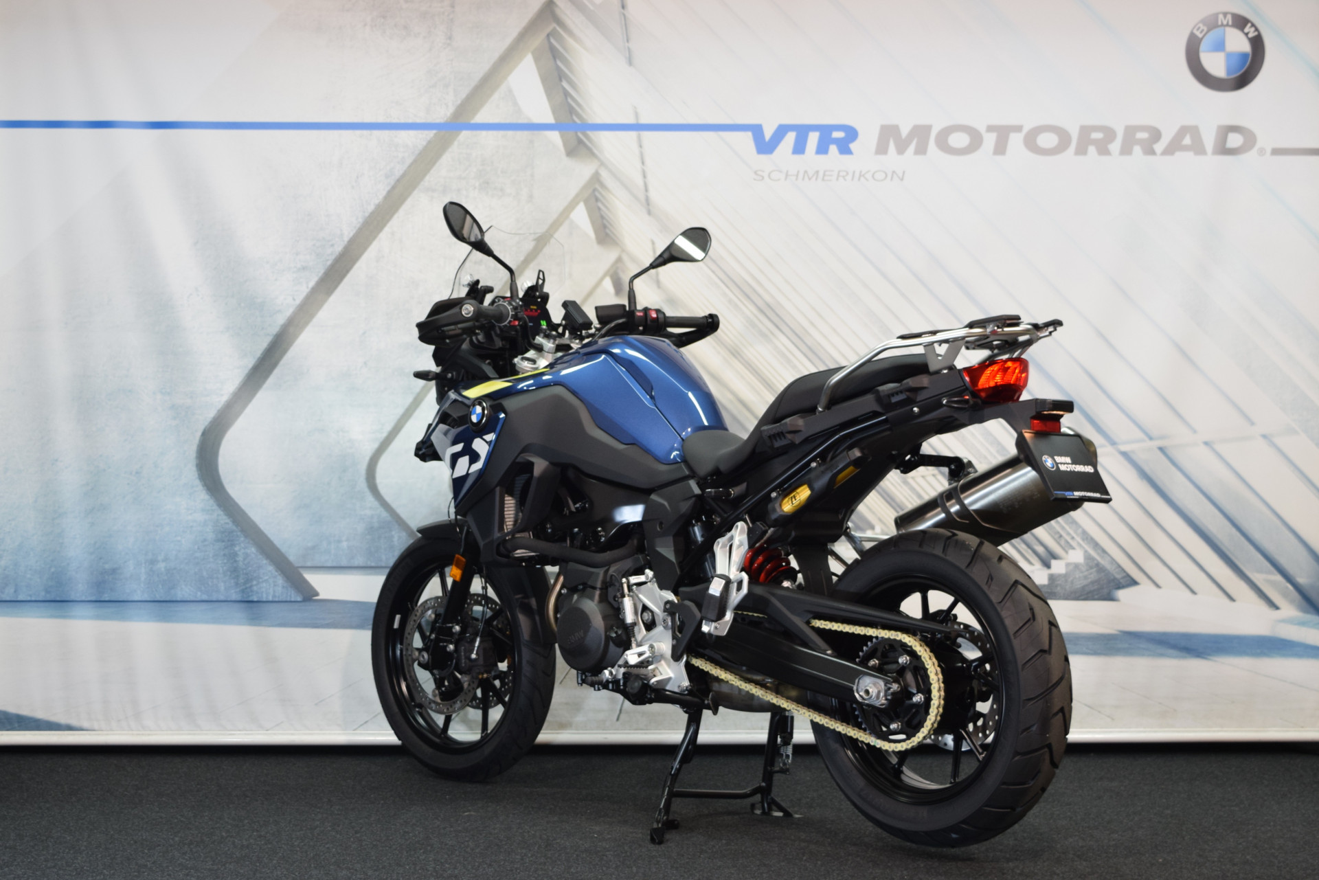 BMW F 800 GS Sport Vollausstattung inkl. 5 Jahre Garantie-showroom-element-3