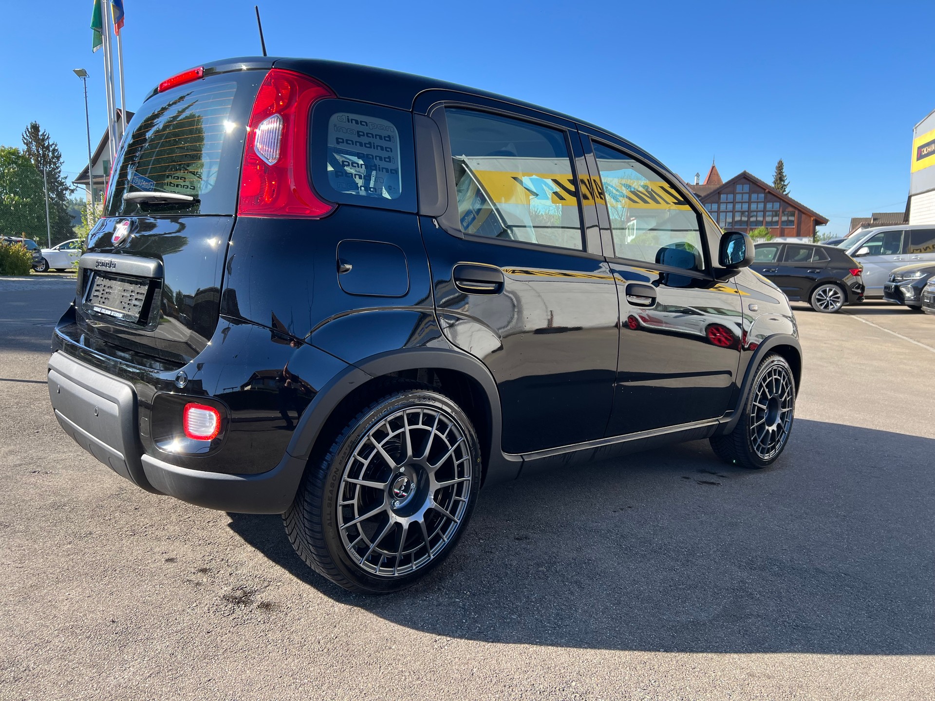 FIAT Panda 1.0 MHEV Cross Spezial-image-8