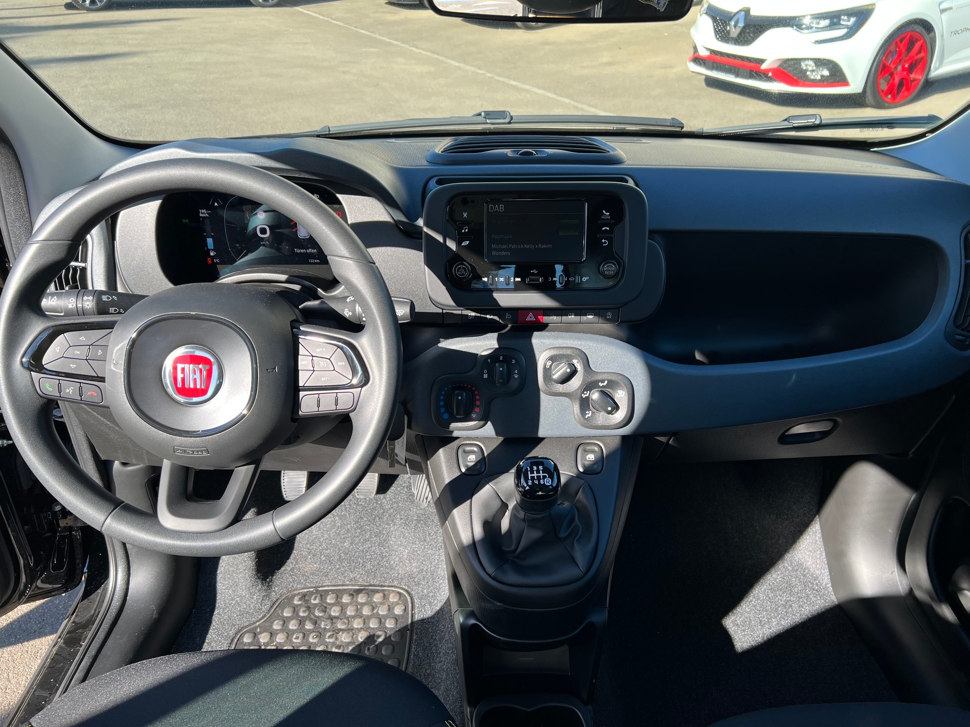 FIAT Panda 1.0 MHEV Cross Spezial-image-21