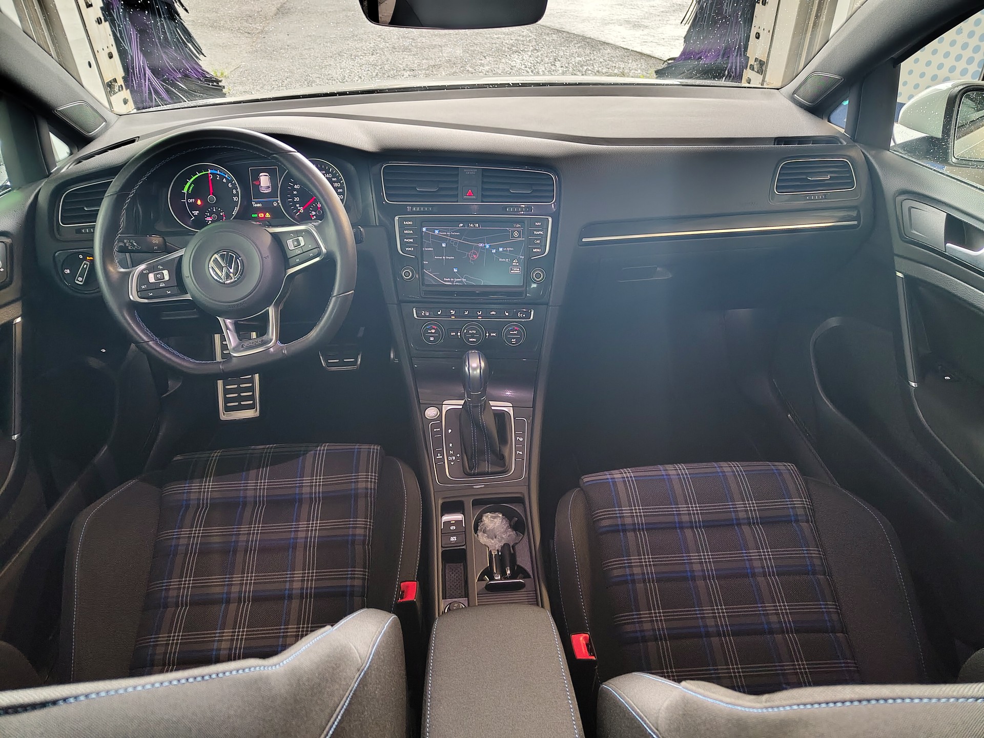VW Golf 1.4 TSI GTE DSG-image-11
