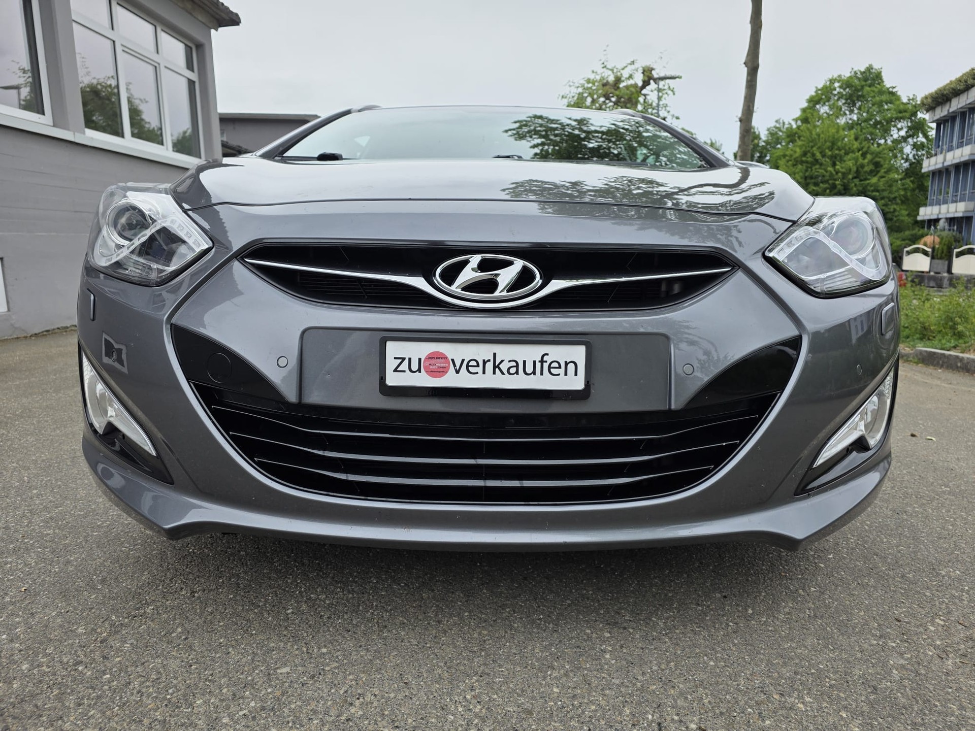 HYUNDAI i40 Wagon 2.0 GDi Premium Automatic-image-1