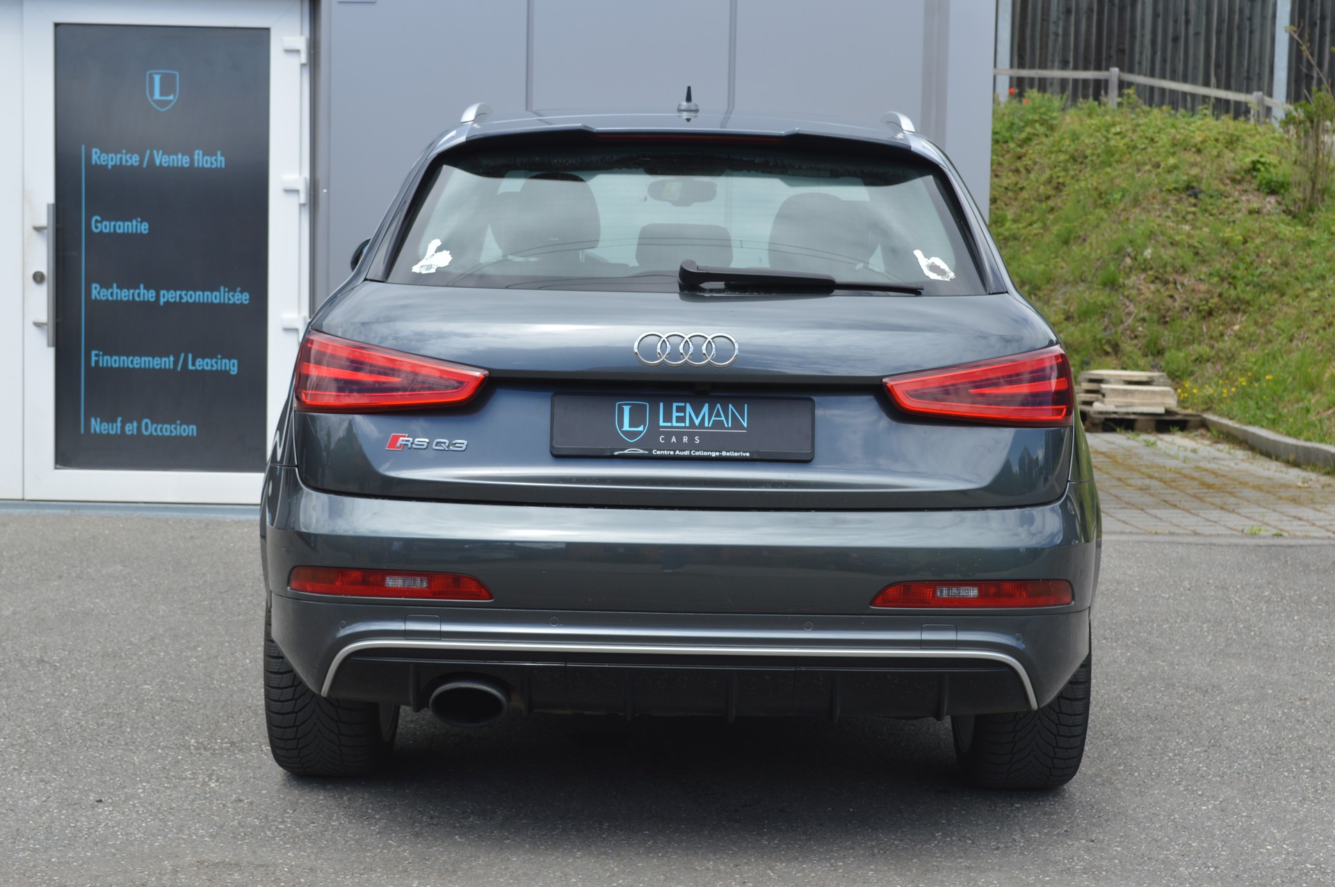 AUDI RS Q3 2.5 TFSI quattro S-tronic-image-5