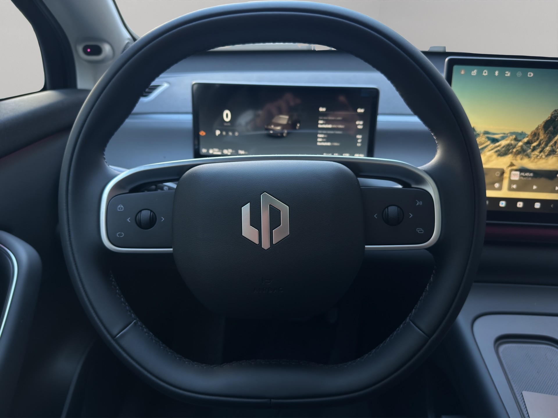 LEAPMOTOR C10 1.5 Hybrid EV-image-5