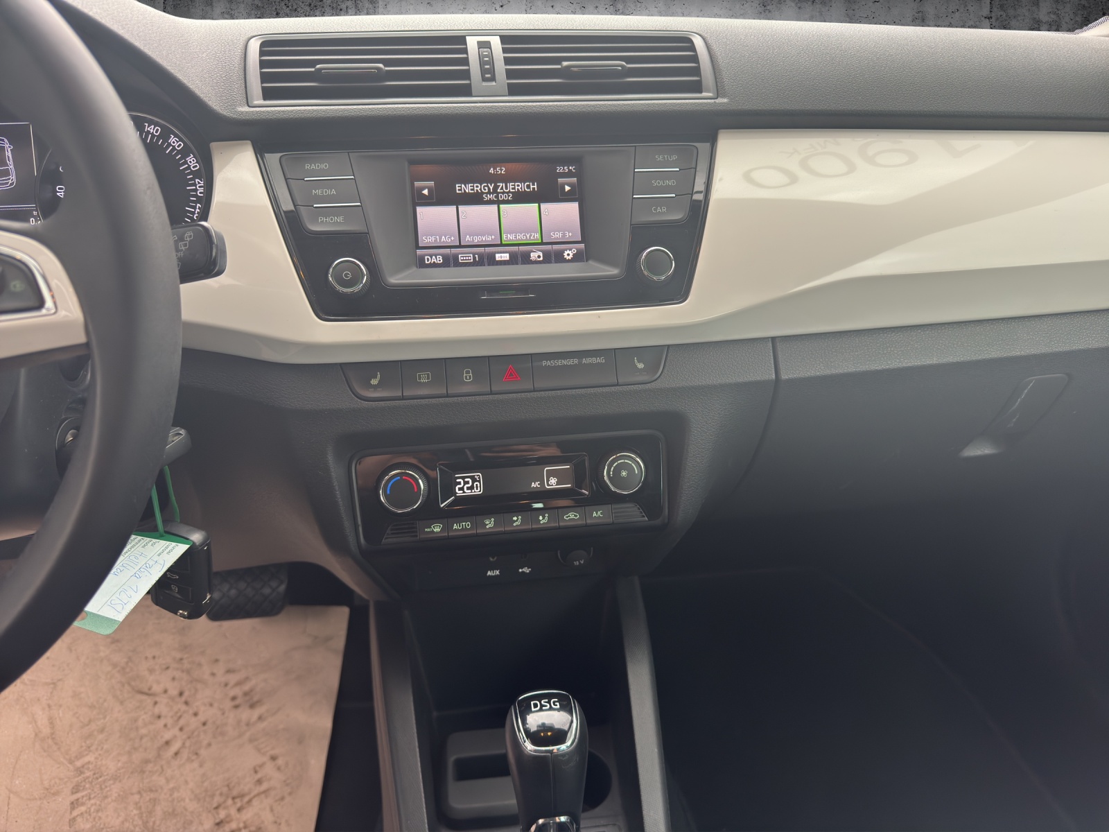 SKODA Fabia 1.2 TSI Ambition DSG-image-15