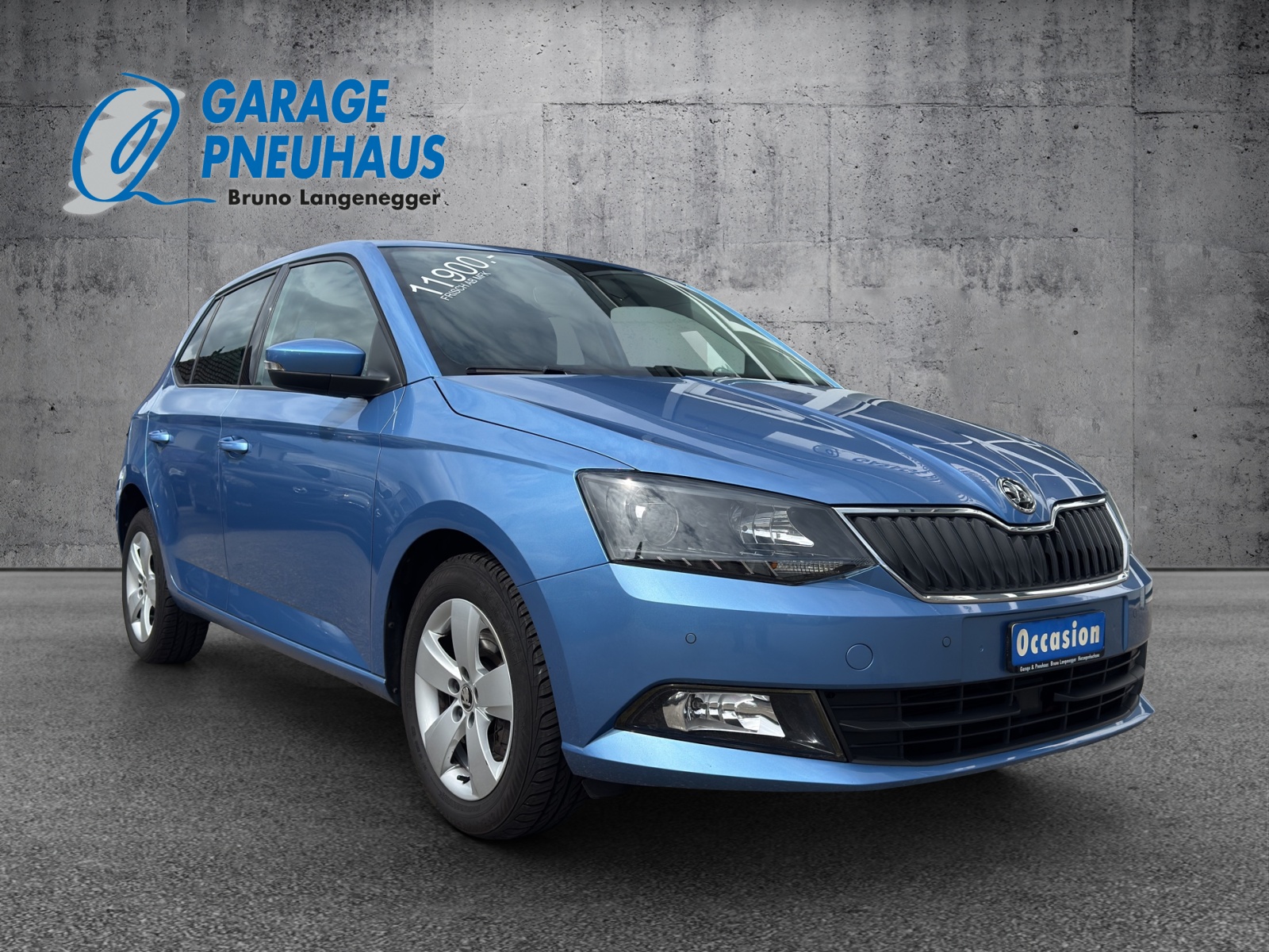 SKODA Fabia 1.2 TSI Ambition DSG-showroom-element-1