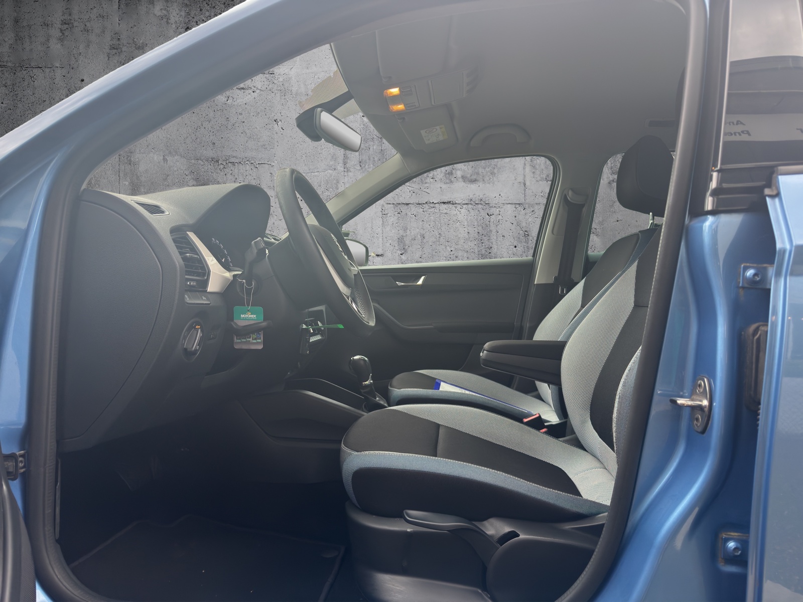 SKODA Fabia 1.2 TSI Ambition DSG-image-6