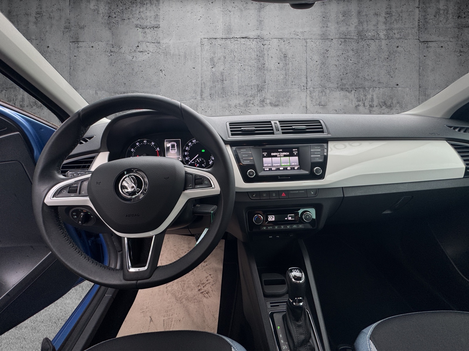 SKODA Fabia 1.2 TSI Ambition DSG-image-14