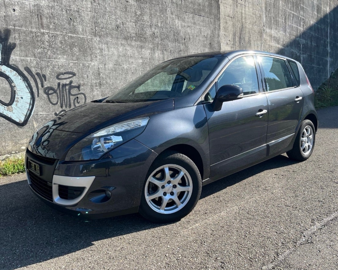 RENAULT Scénic 2.0 16V Expression X-Tronic CVT-image-11