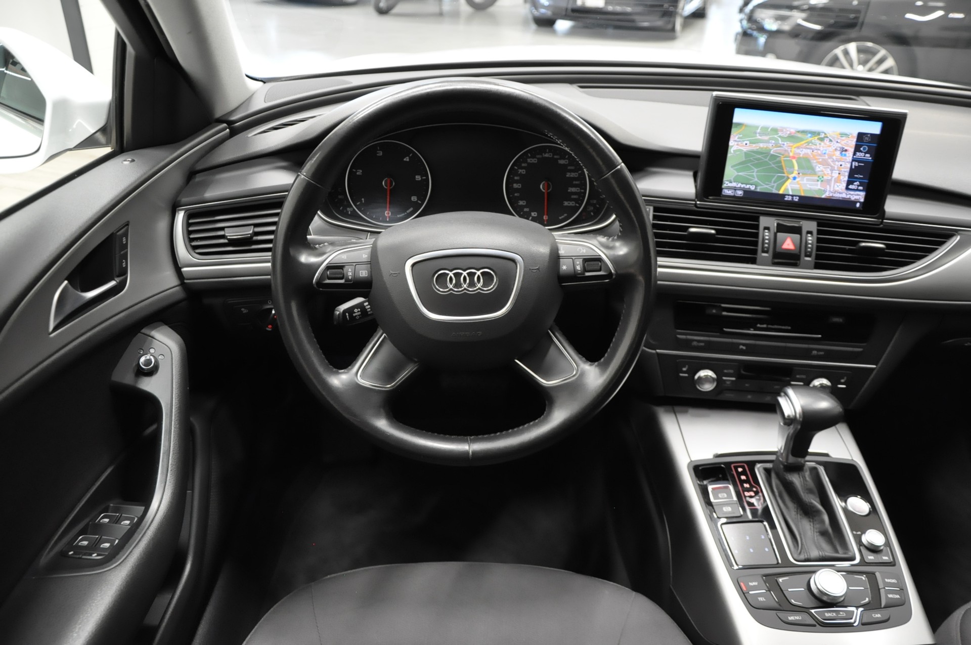 AUDI A6 Limousine 2.0 TDI multitronic-image-16