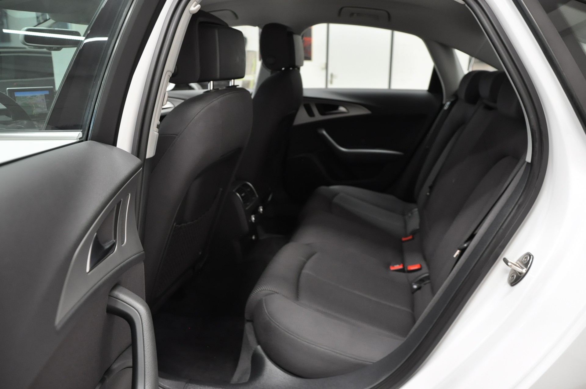 AUDI A6 Limousine 2.0 TDI multitronic-image-14
