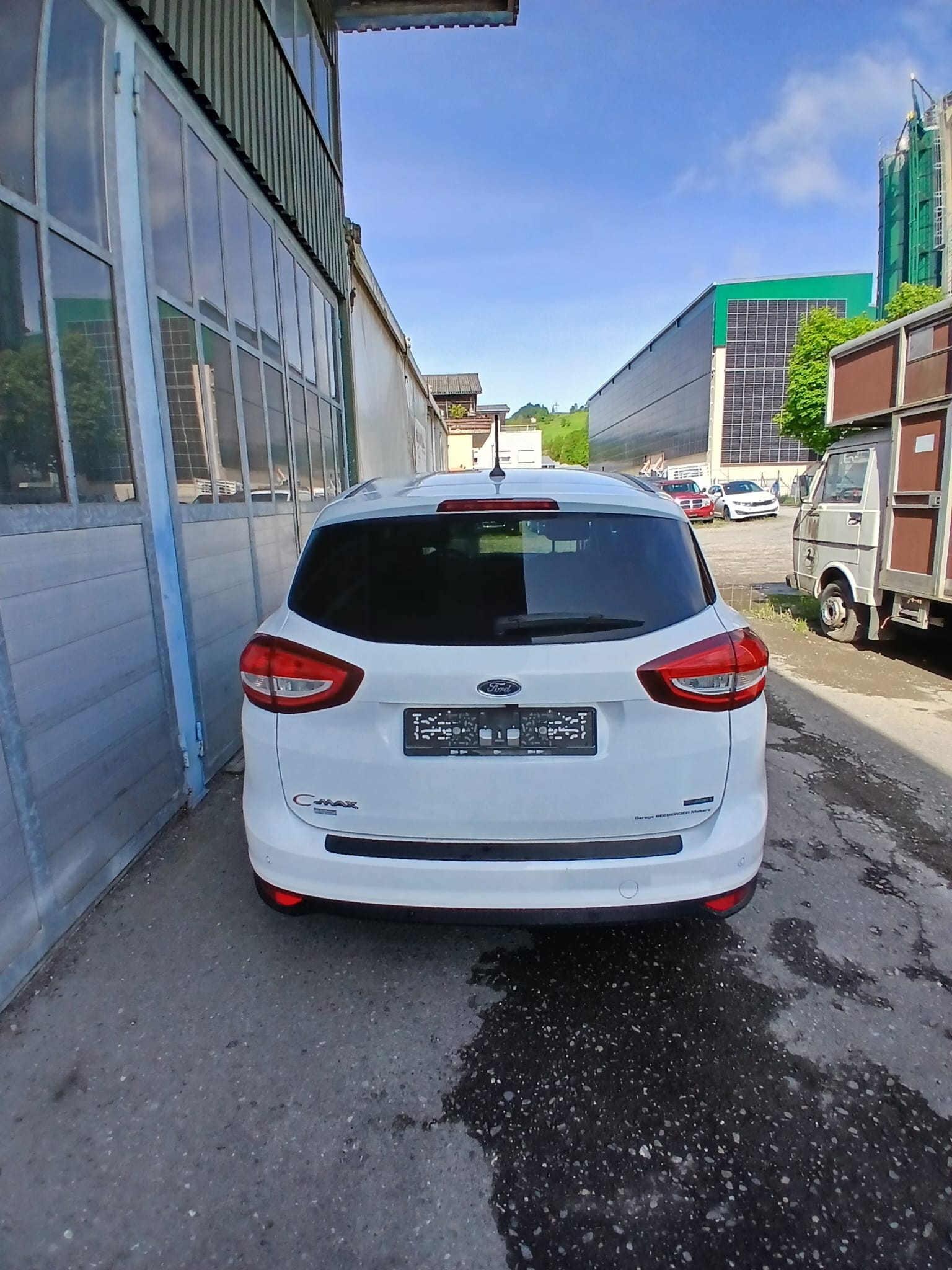 FORD C-Max 1.0 SCTi Trend-image-3