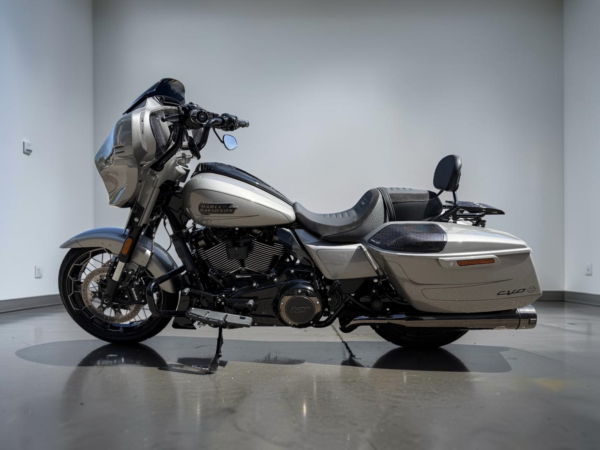 HARLEY-DAVIDSON FLHXSE Street Glide CVO 121-image-5