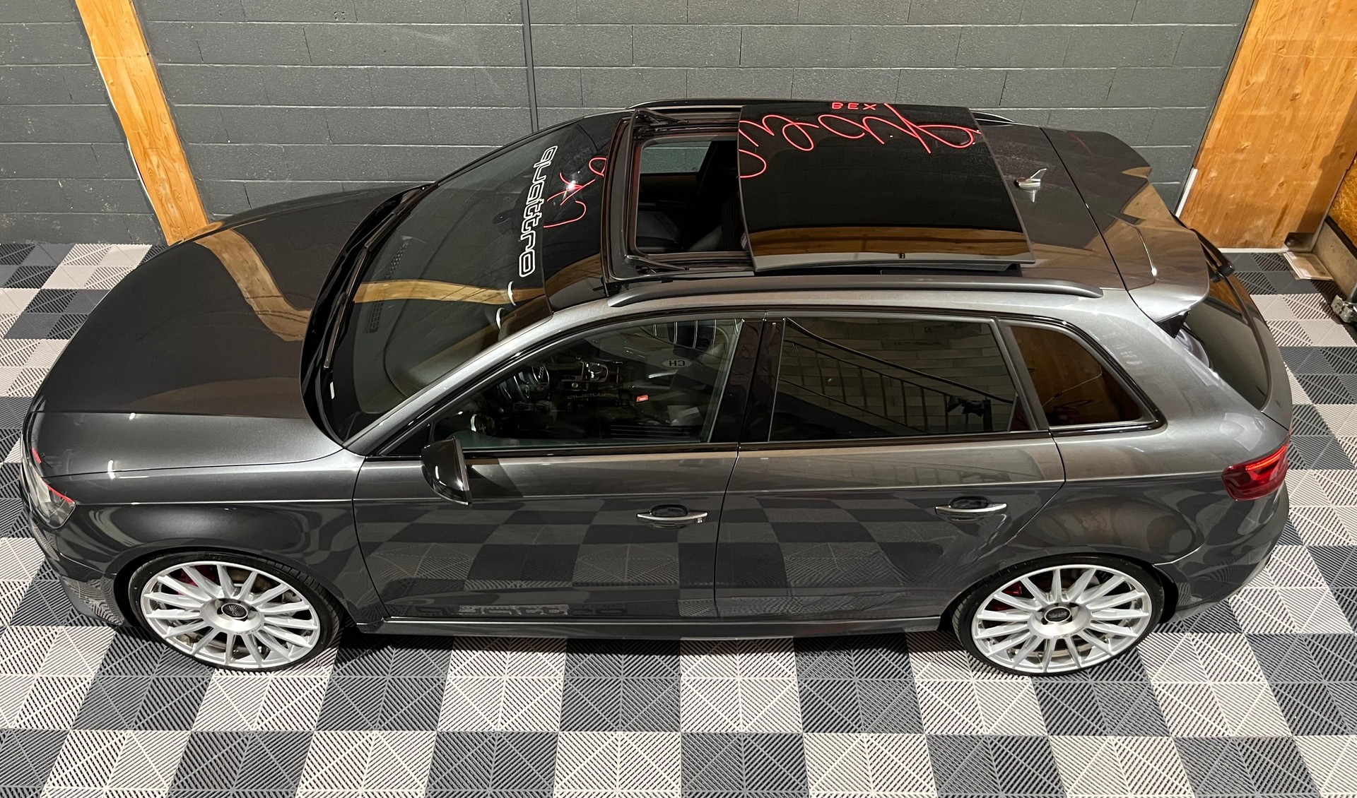 AUDI RS3 2.5 TSI quattro S-tronic-image-6