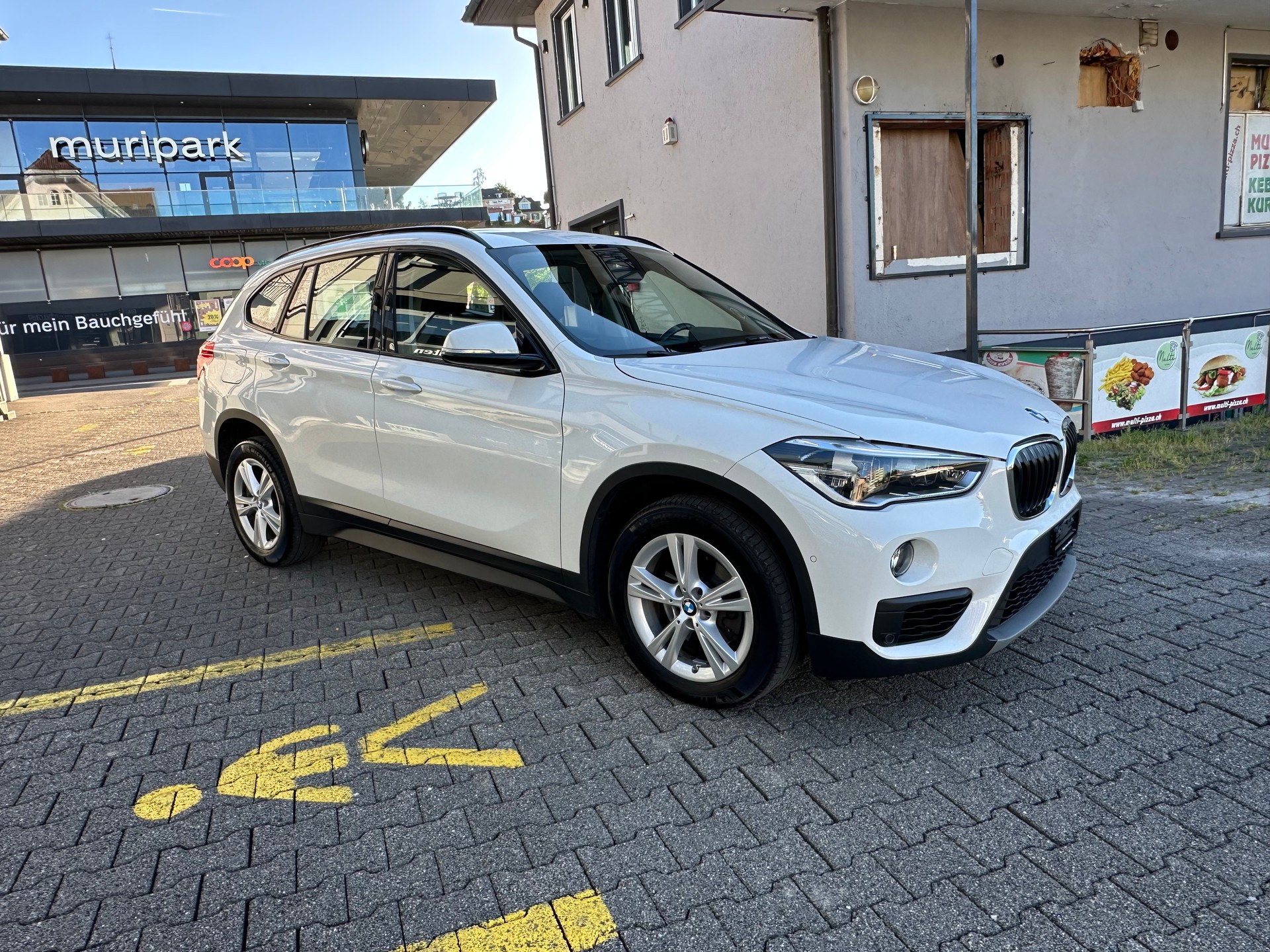 BMW X1 xDrive 18d Steptronic-image-5