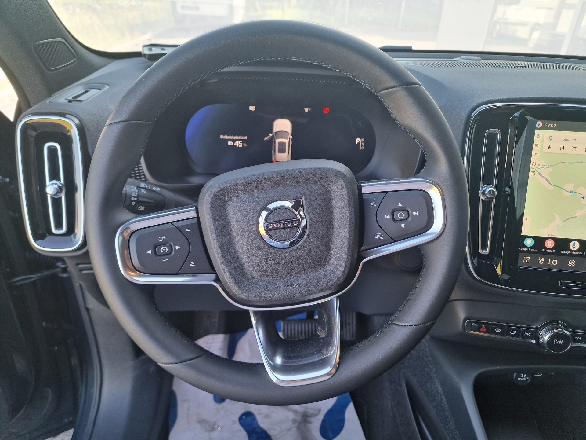 VOLVO EX40 82kWh Twin Motor Performance AWD Xcentric Ultra Black Edition 60Mt Gara-image-12