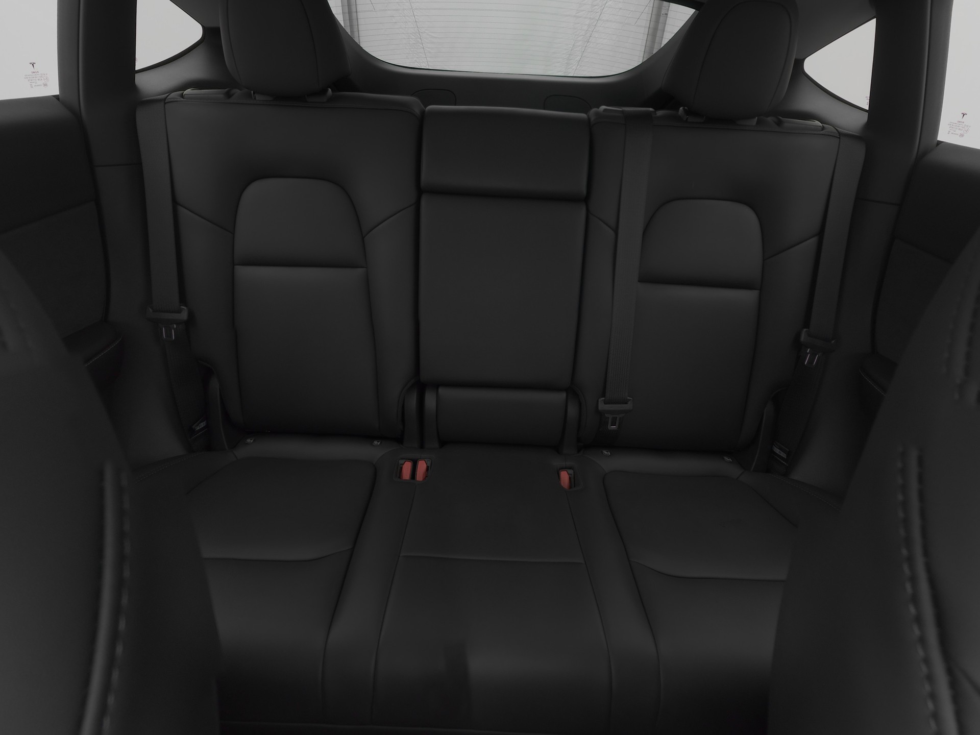 TESLA Model Y Long Range-image-10