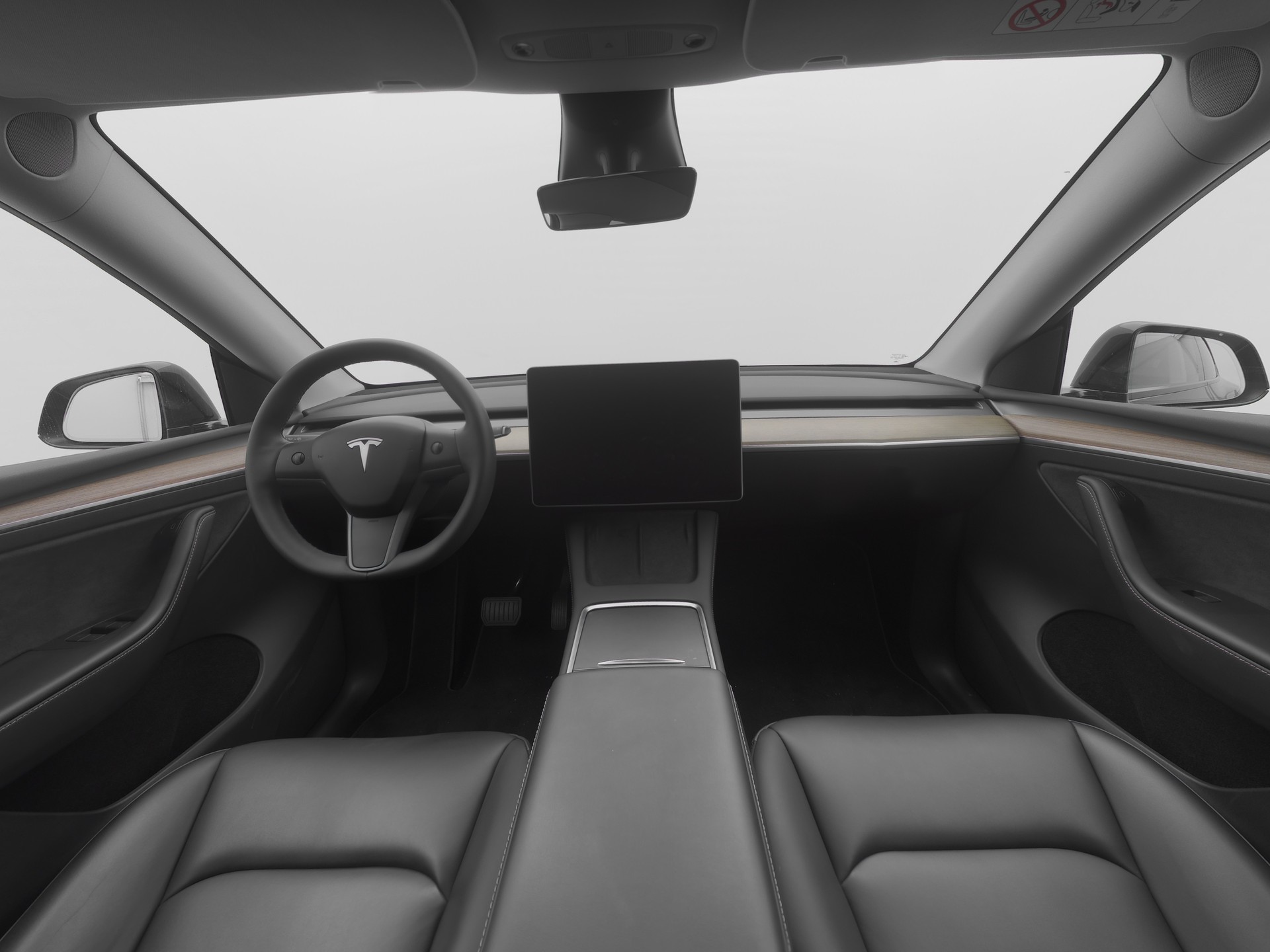 TESLA Model Y Long Range-image-5